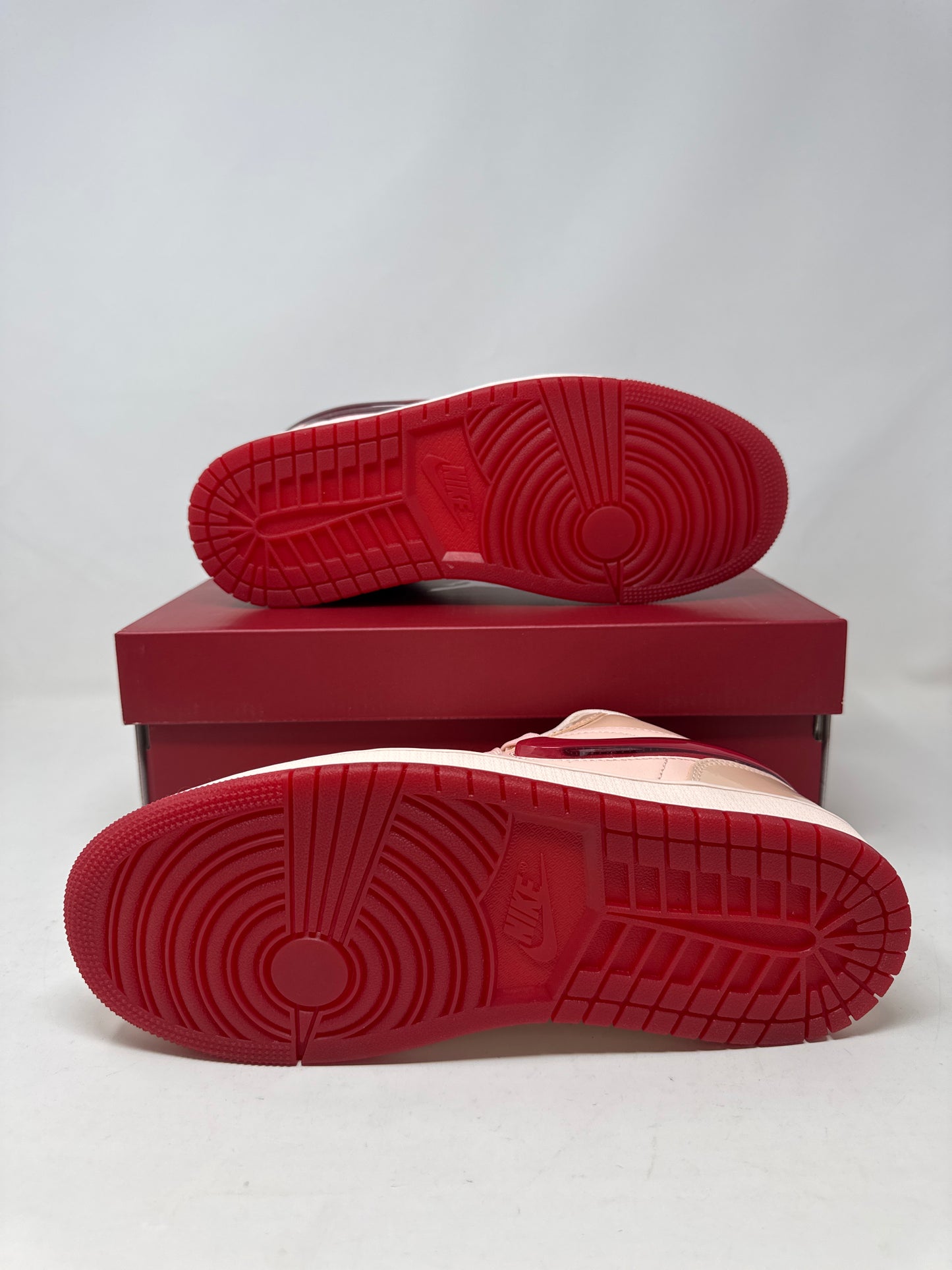 Air Jordan 1 Low, Patent Valentine's Day (Women's)
