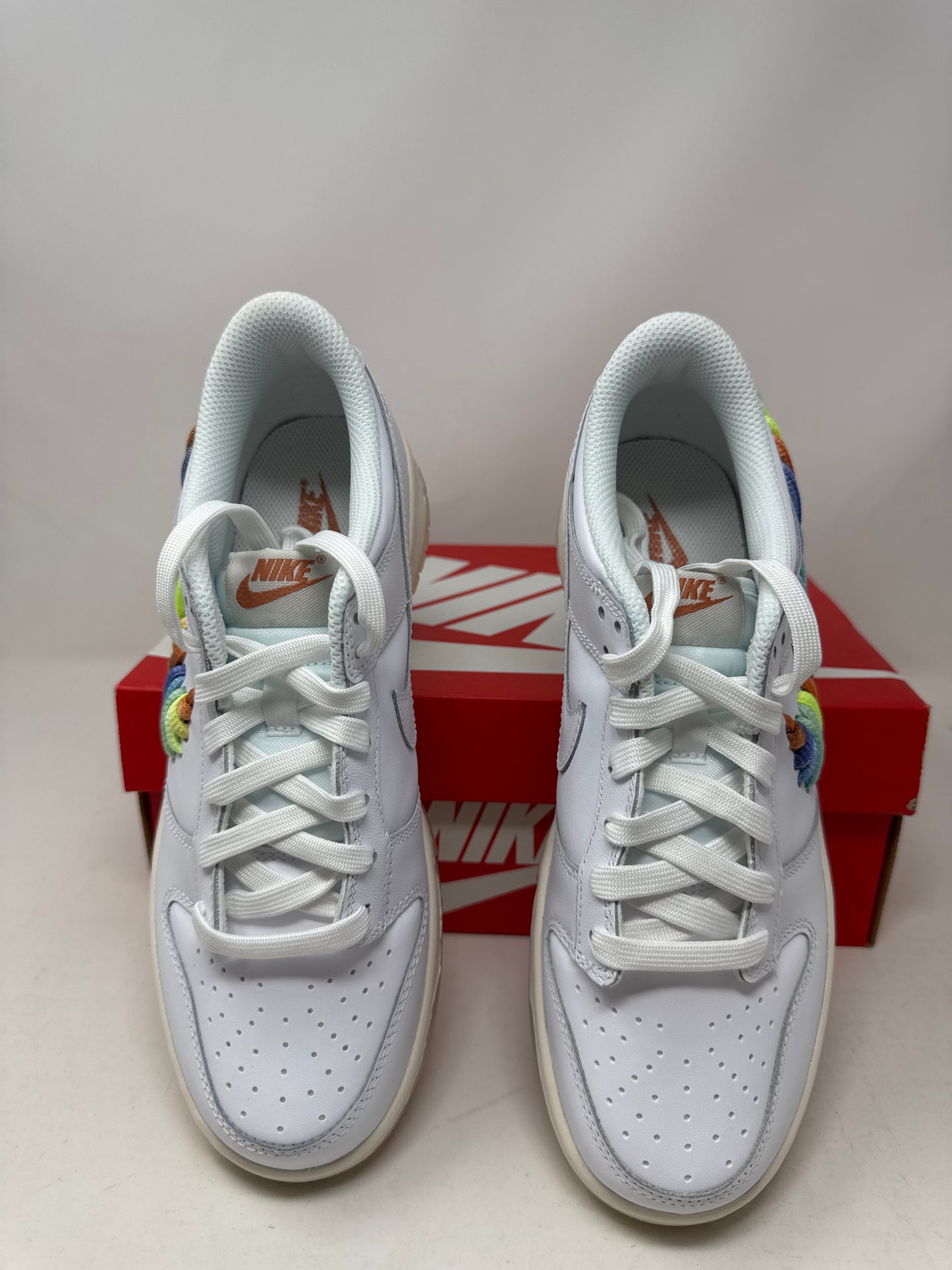 Nike Dunk Low SE, Rainbow Lace Swoosh White (Grade School)
