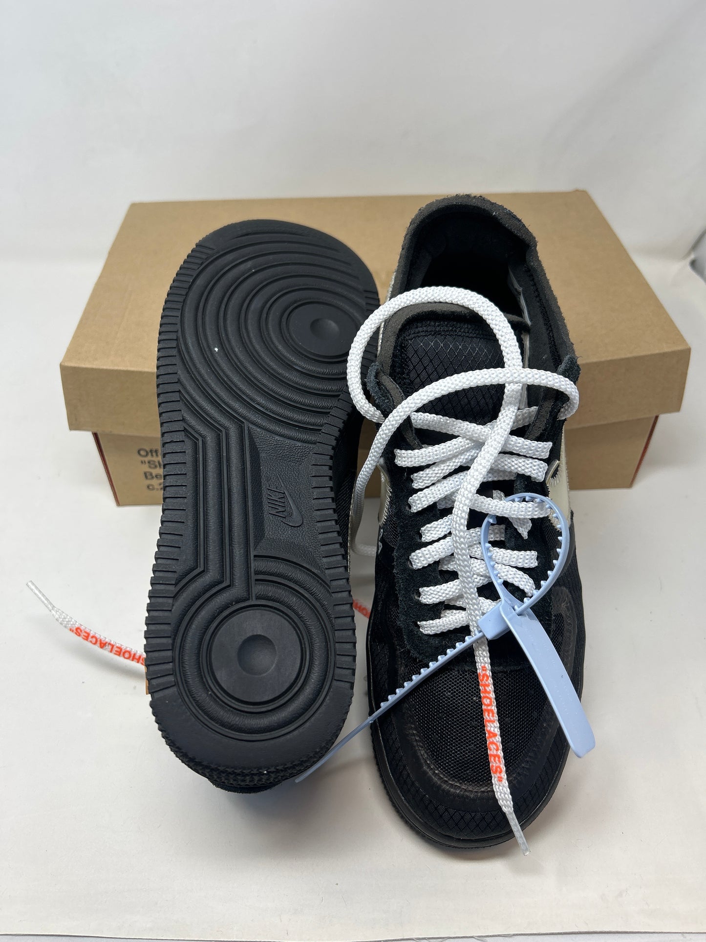 Off White x Air Force 1 used with box!!