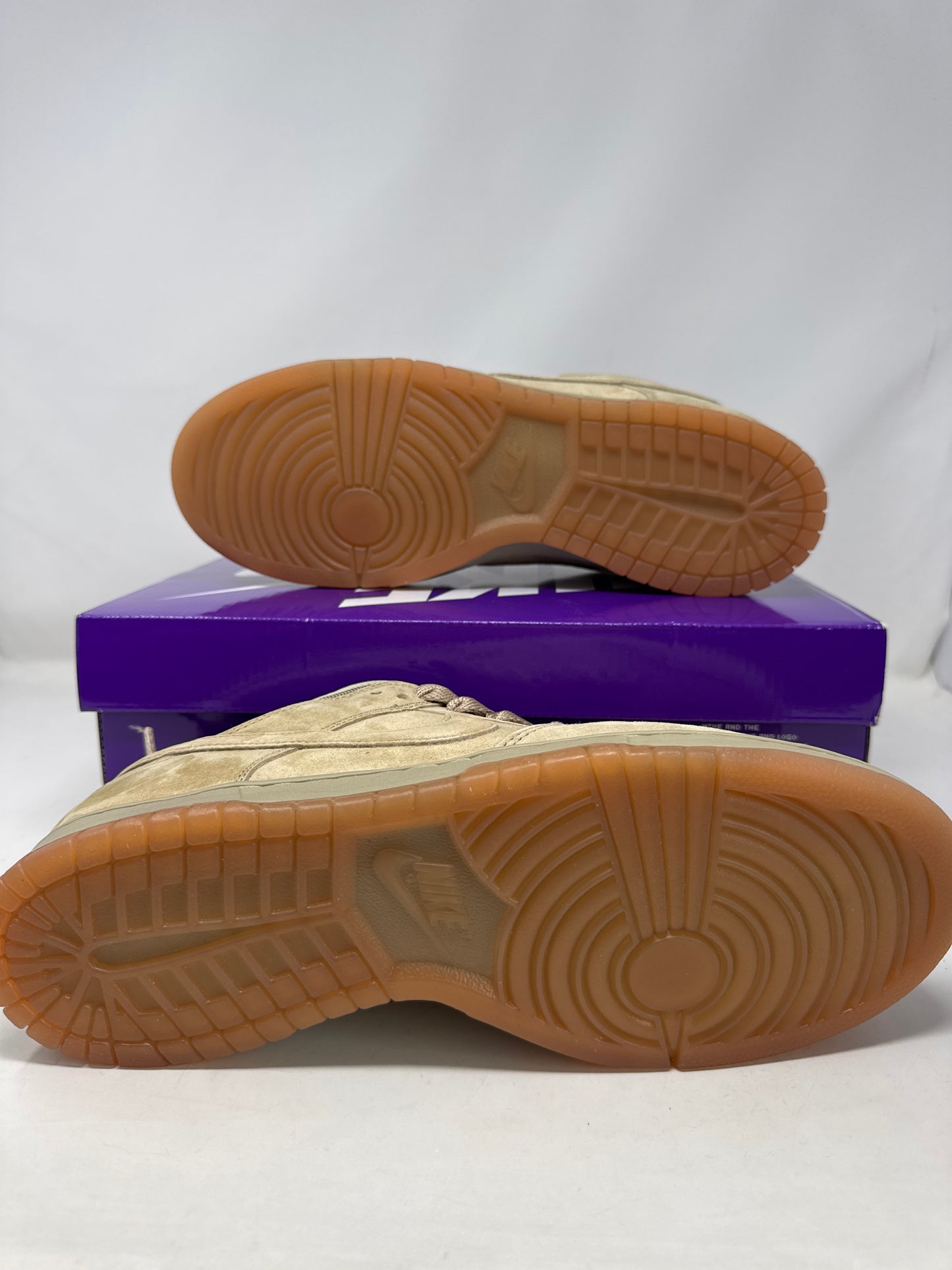 Nike SB Dunk Low Pro Parachute Beige