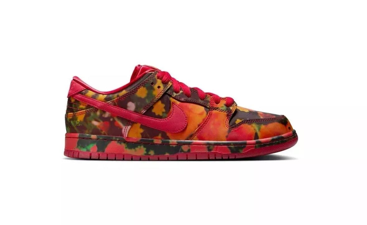 Nike SB Dunk Low, The Wizard of Oz Poppy Field