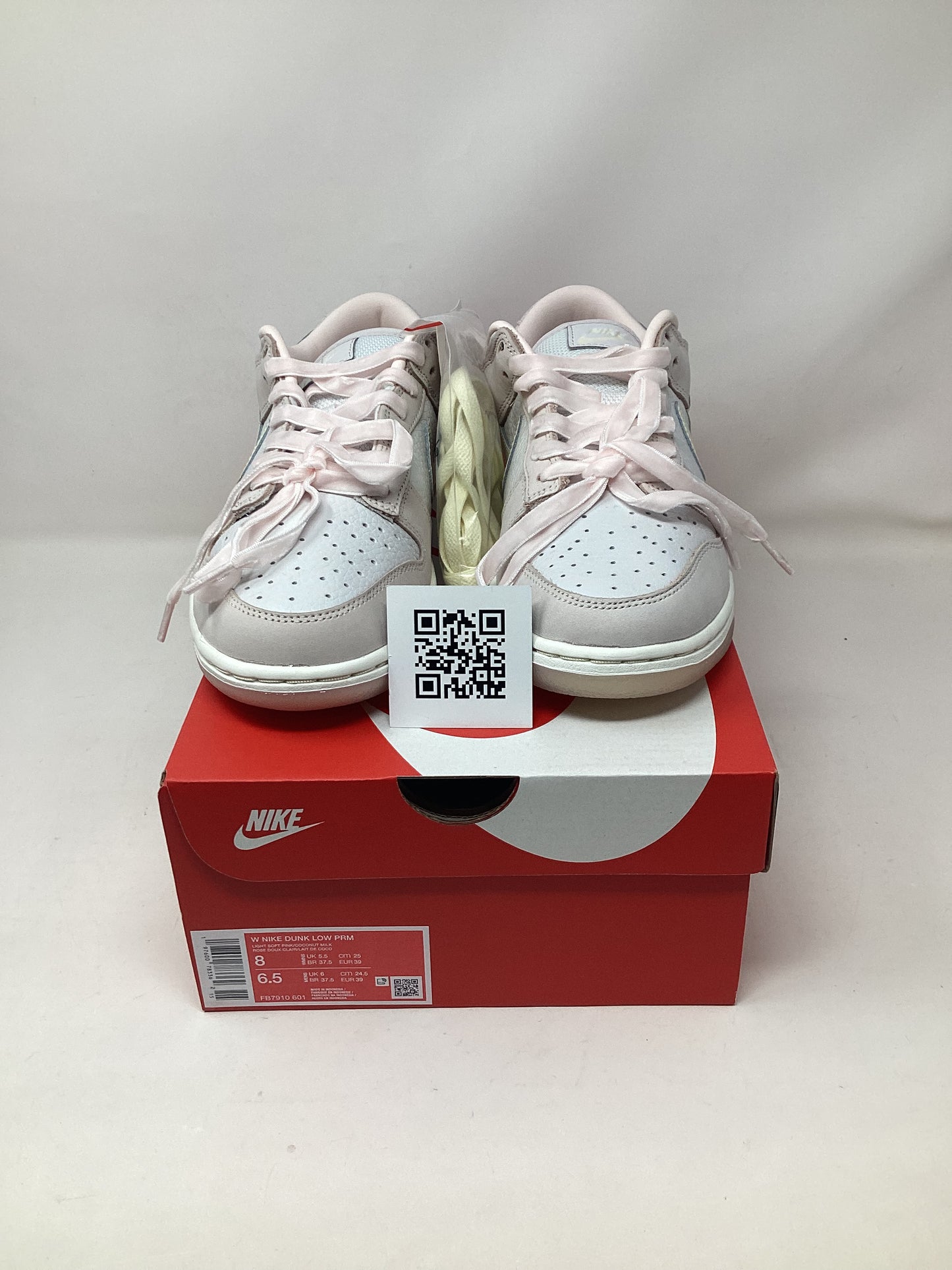 Nike Dunk Low PRM, (Women's)