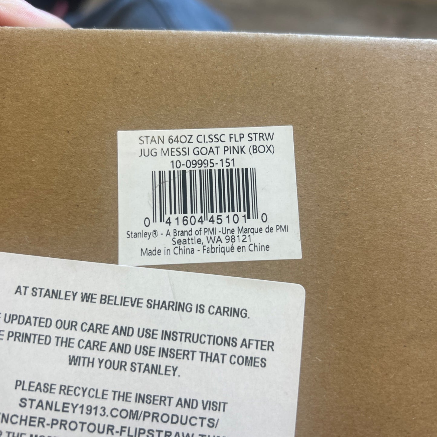 Stanley 64 oz Flip Straw Jug Messi Goat Pink