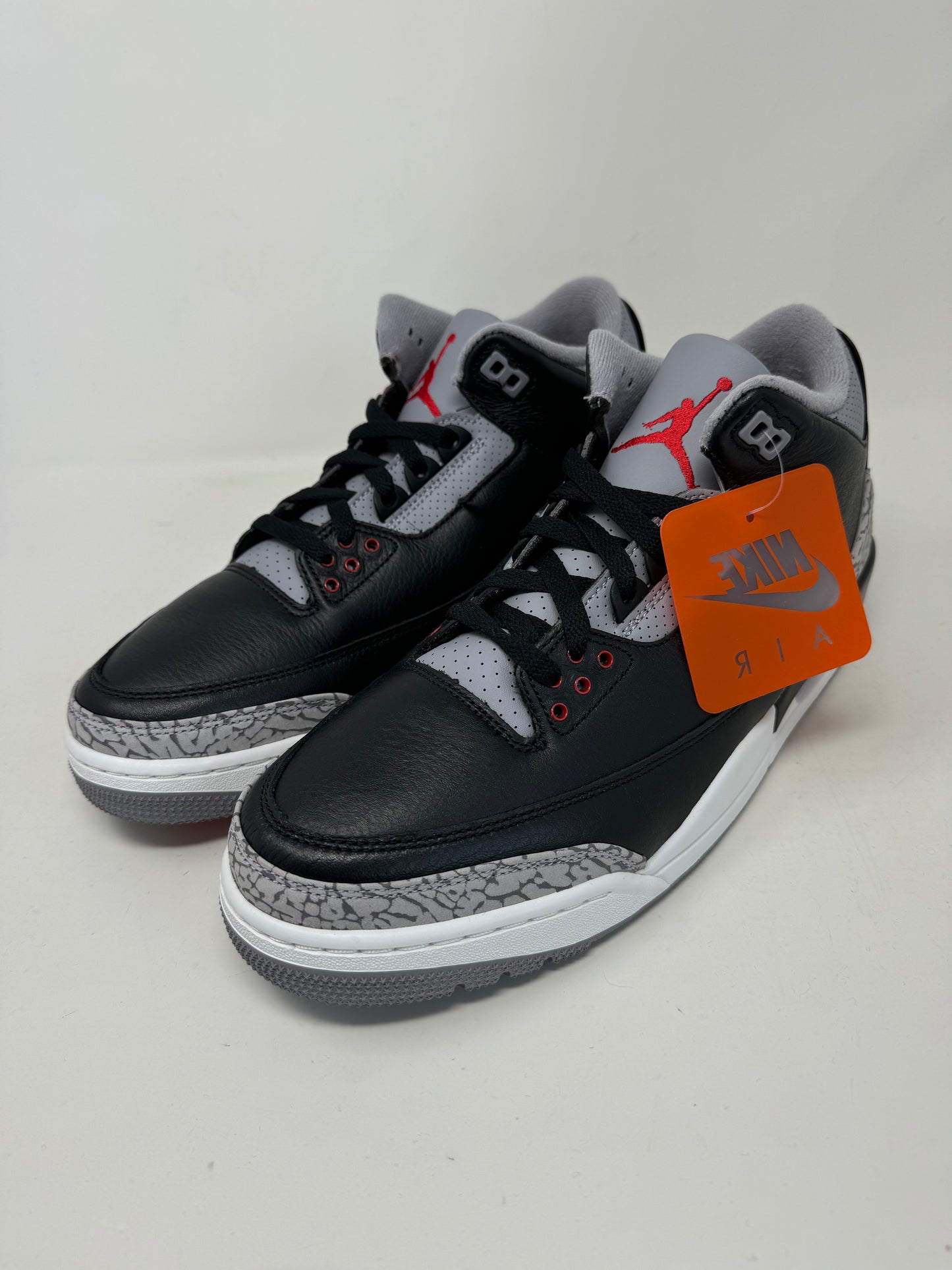 Air Jordan 3 Retro OG, Black Cement