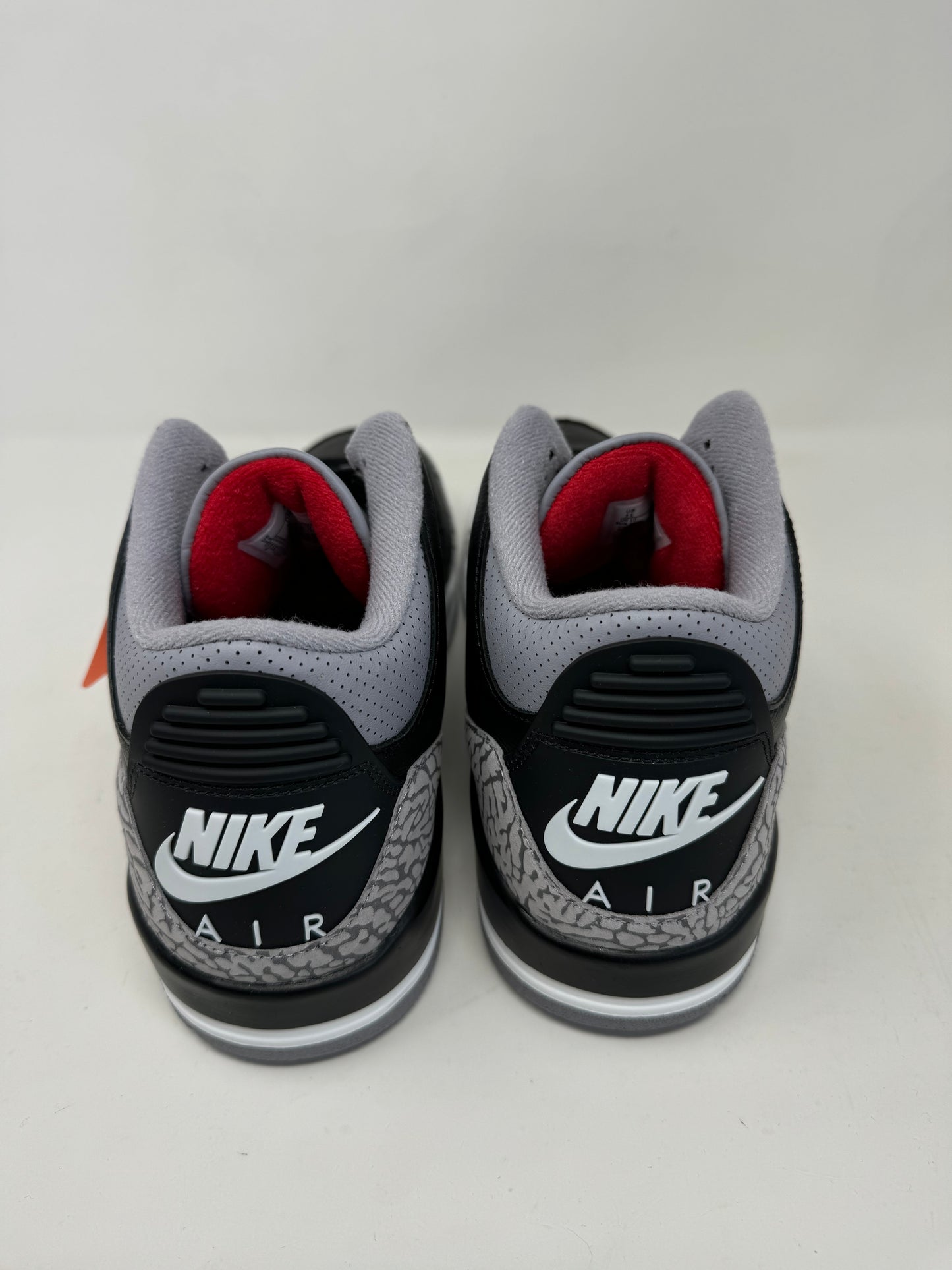 Air Jordan 3 Retro OG, Black Cement
