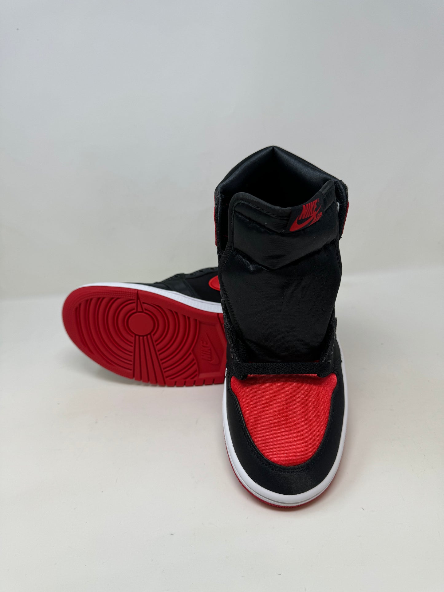 Nike Air Jordan 1 High 'Satin Bred'
