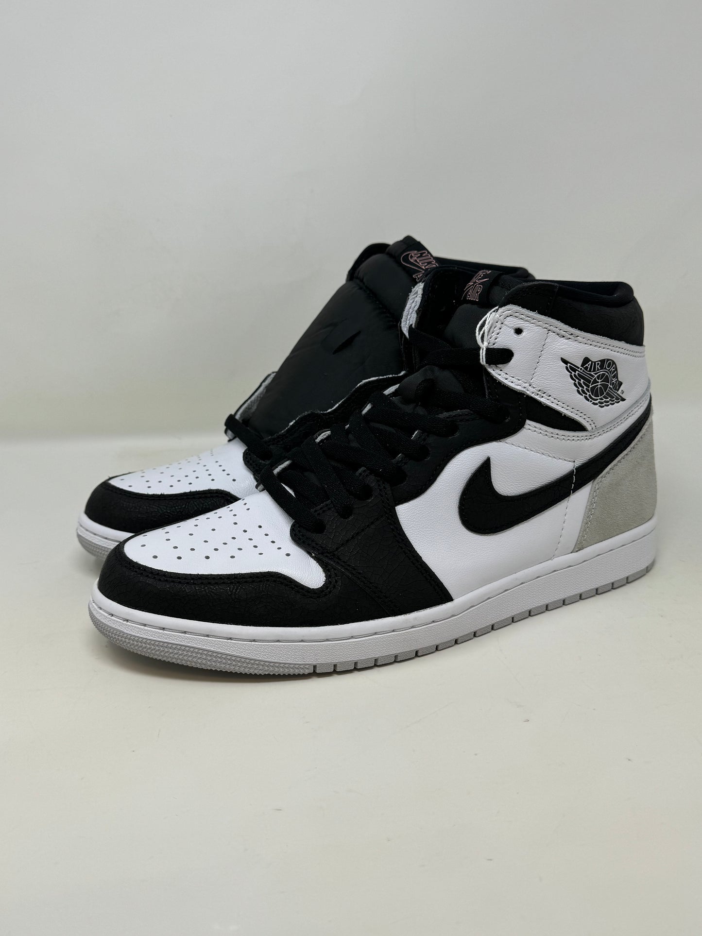 Nike Air Jordan 1 High 'Stage Haze / Bleach Coral'