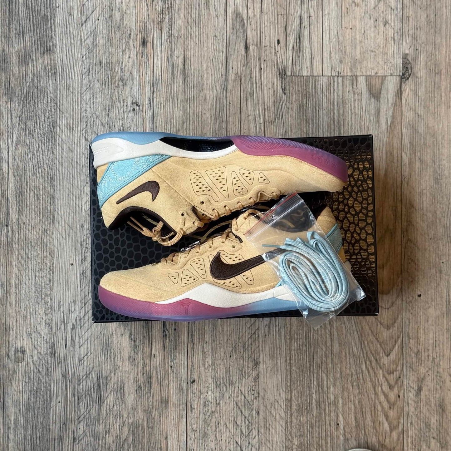 Nike Kobe 8 EXT Proto Siempre Hermanos
