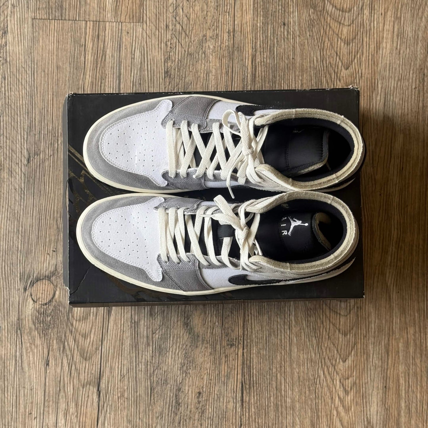 Jordan 1 Mid SE Craft White Cement Grey Black (USED)