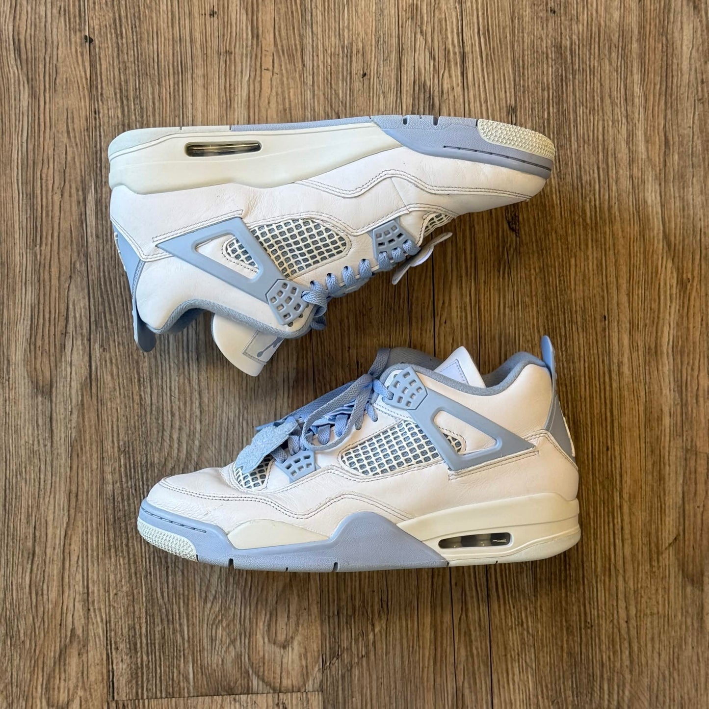Jordan 4 Retro Forget Me Not (Womens) USED NO BOX