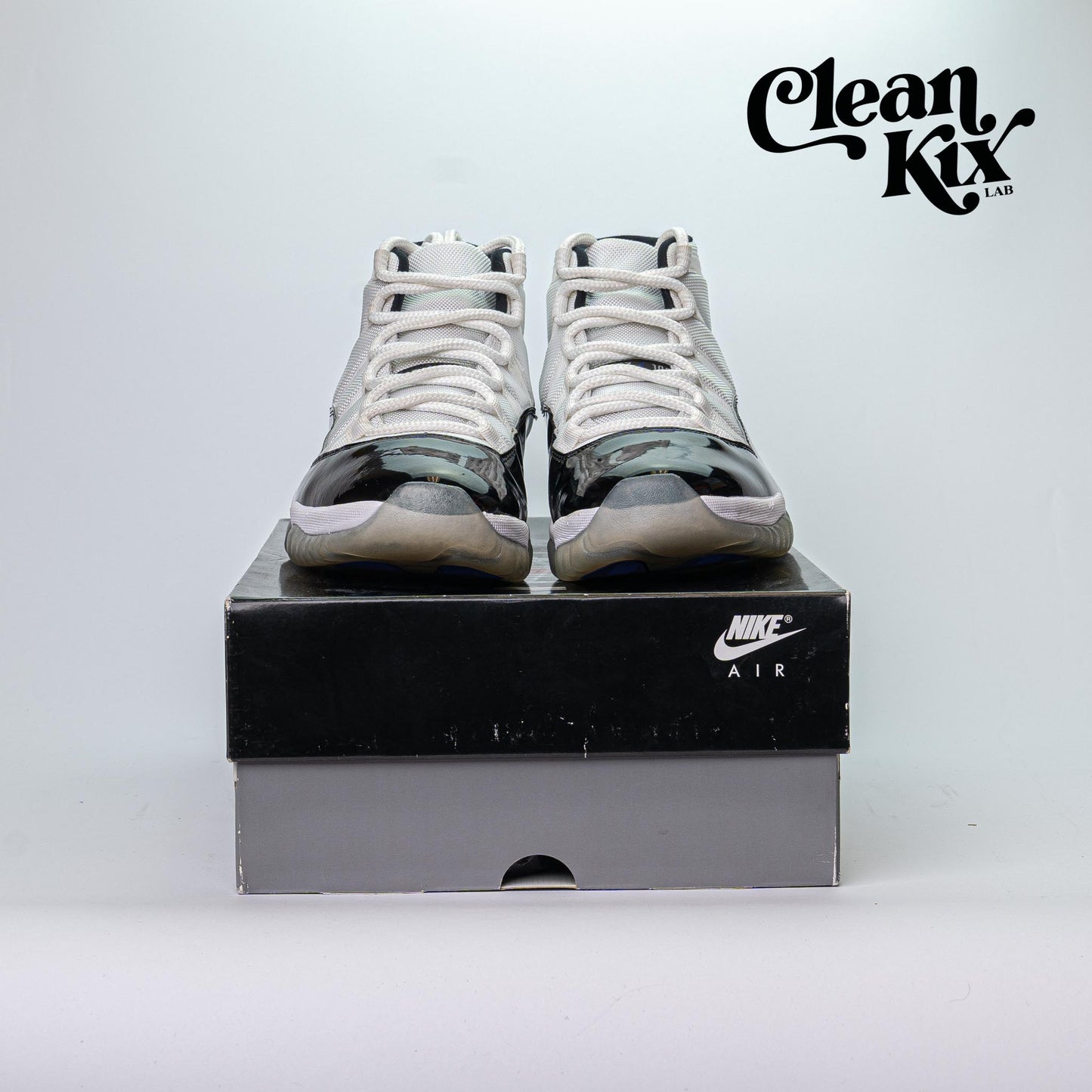 Jordan 11 Retro Concord (2018) (Pre-Owned)