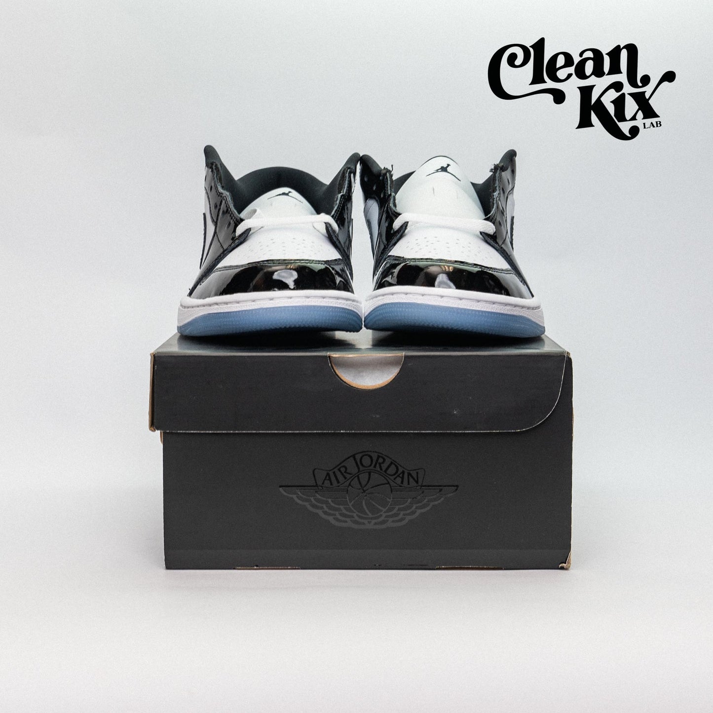 Jordan 1 Low SE Concord