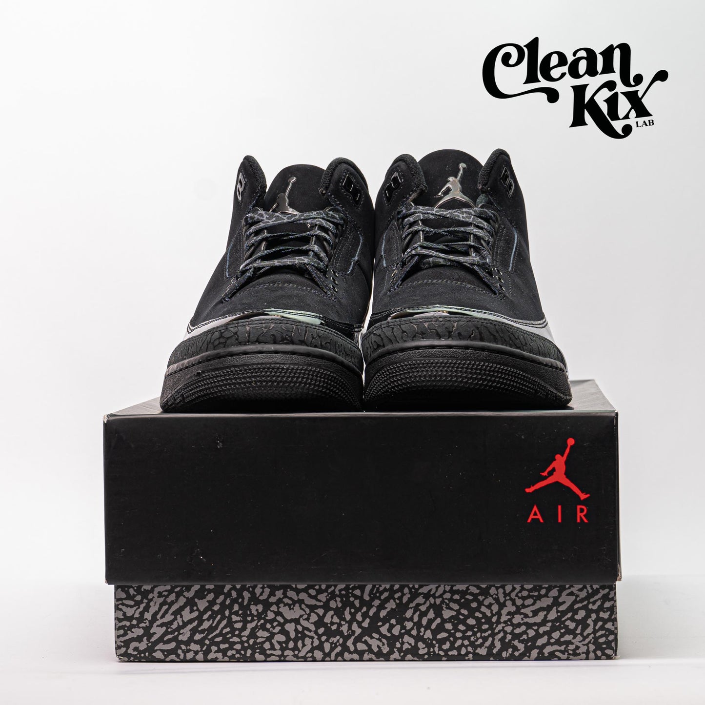 Jordan 3 Retro Black Cat (2025)