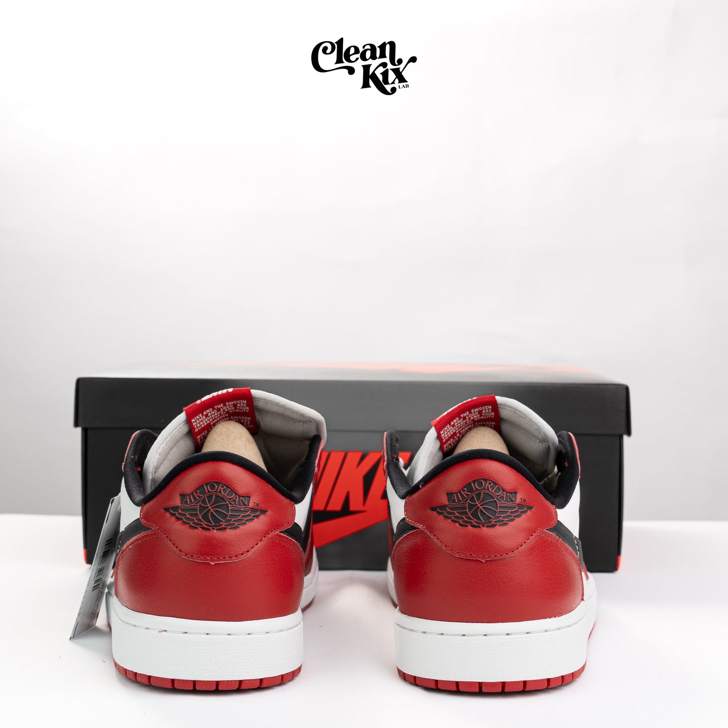 Jordan 1 Retro Low OG "Chicago" (2025)