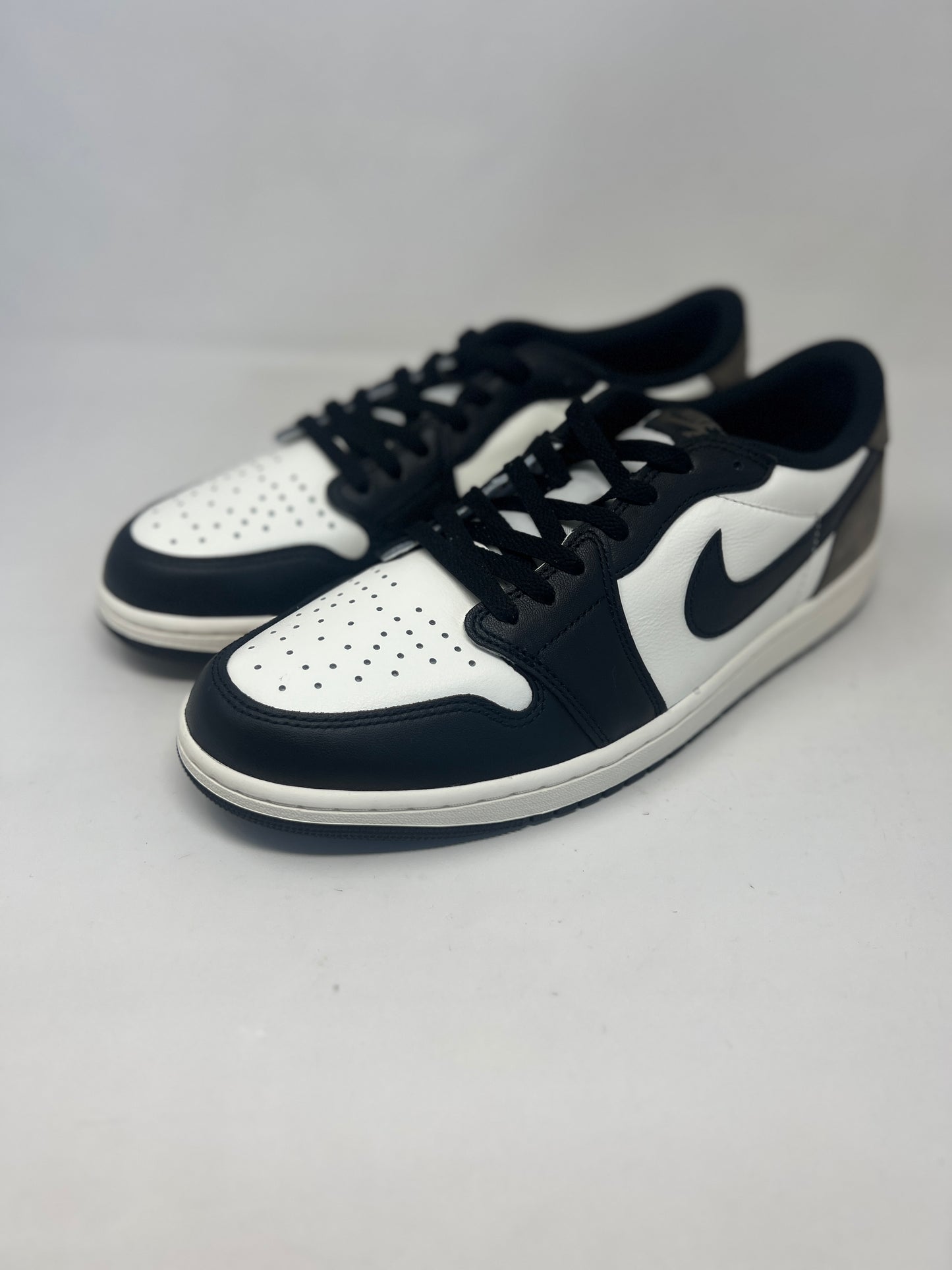 Nike Air Jordan 1 Low OG 'Mocha'