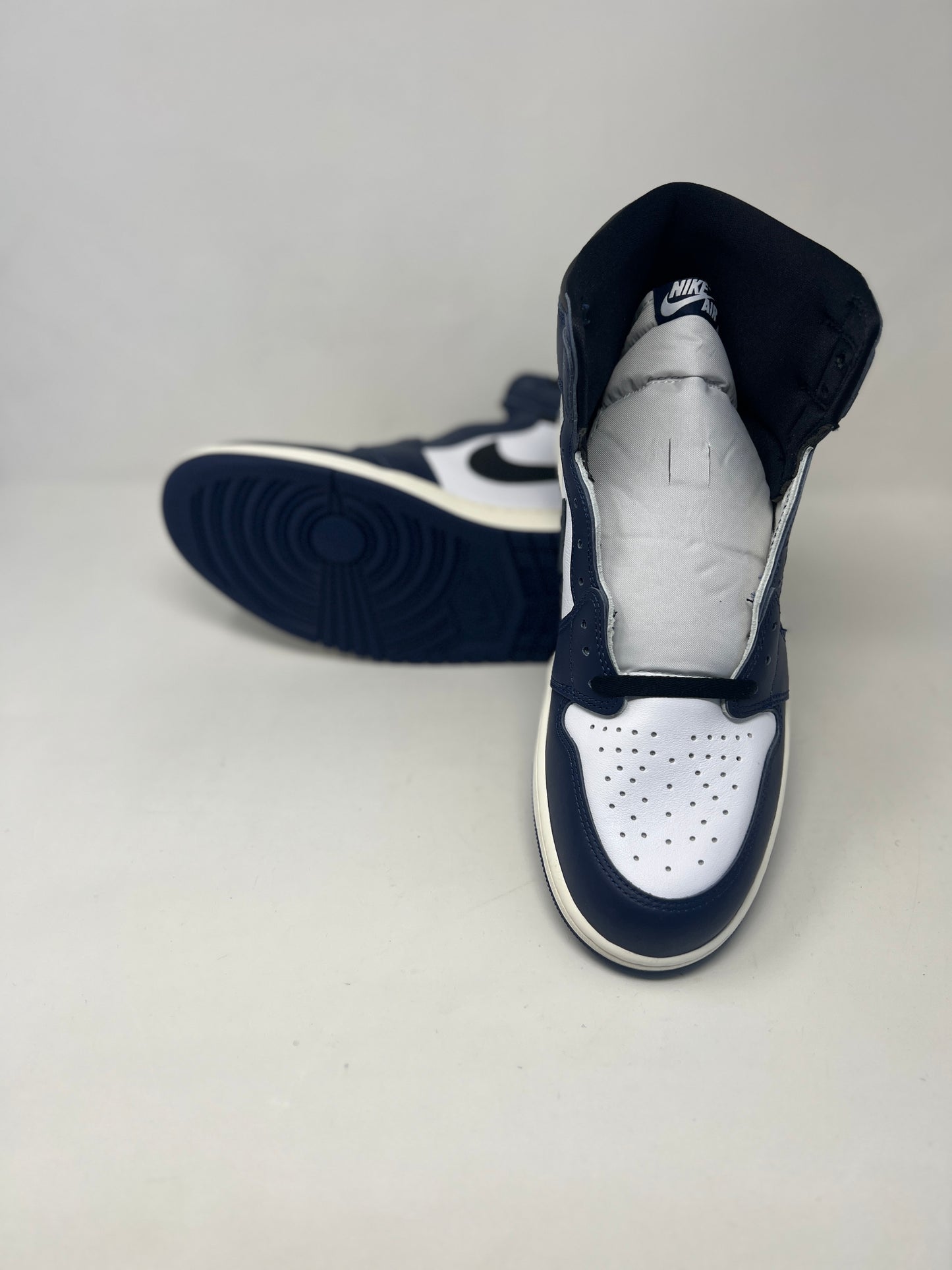 Nike Air Jordan 1 High OG 'Midnight Navy'