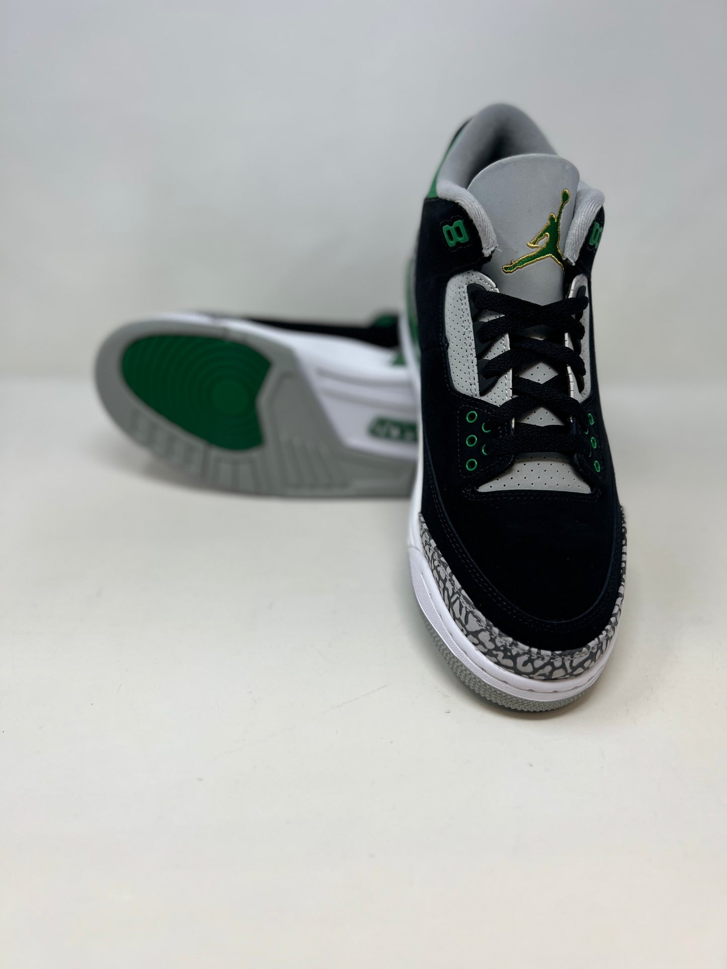 Nike Air Jordan 3 Retro 'Pine Green'