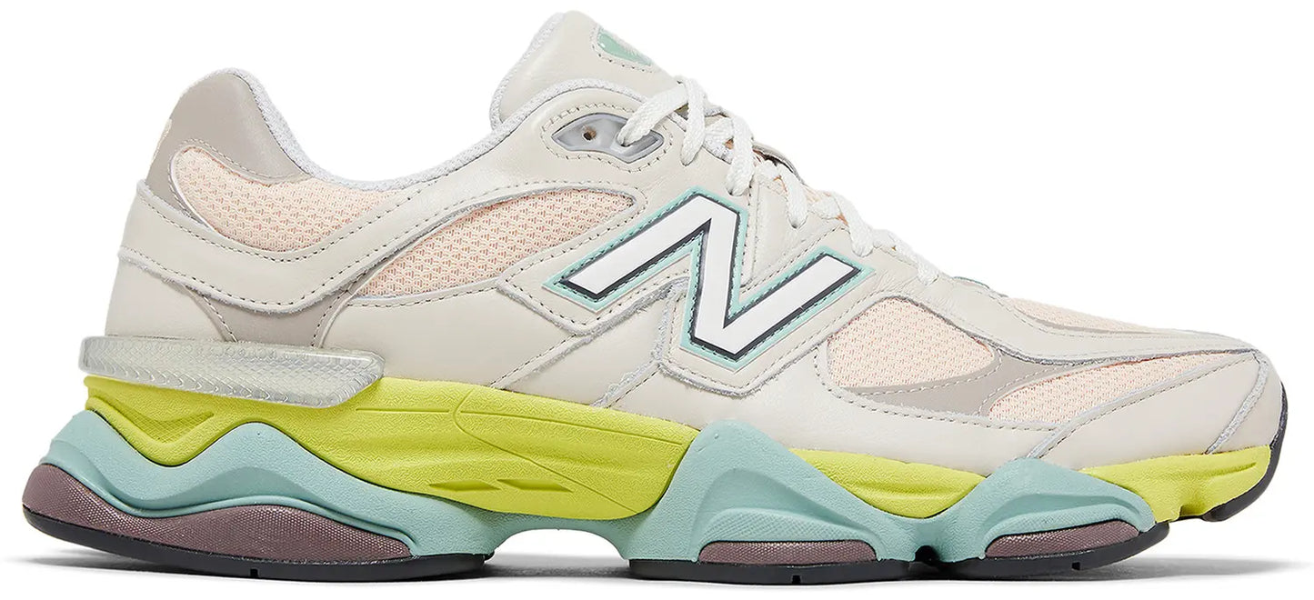 New Balance 9060 Vintage Rose