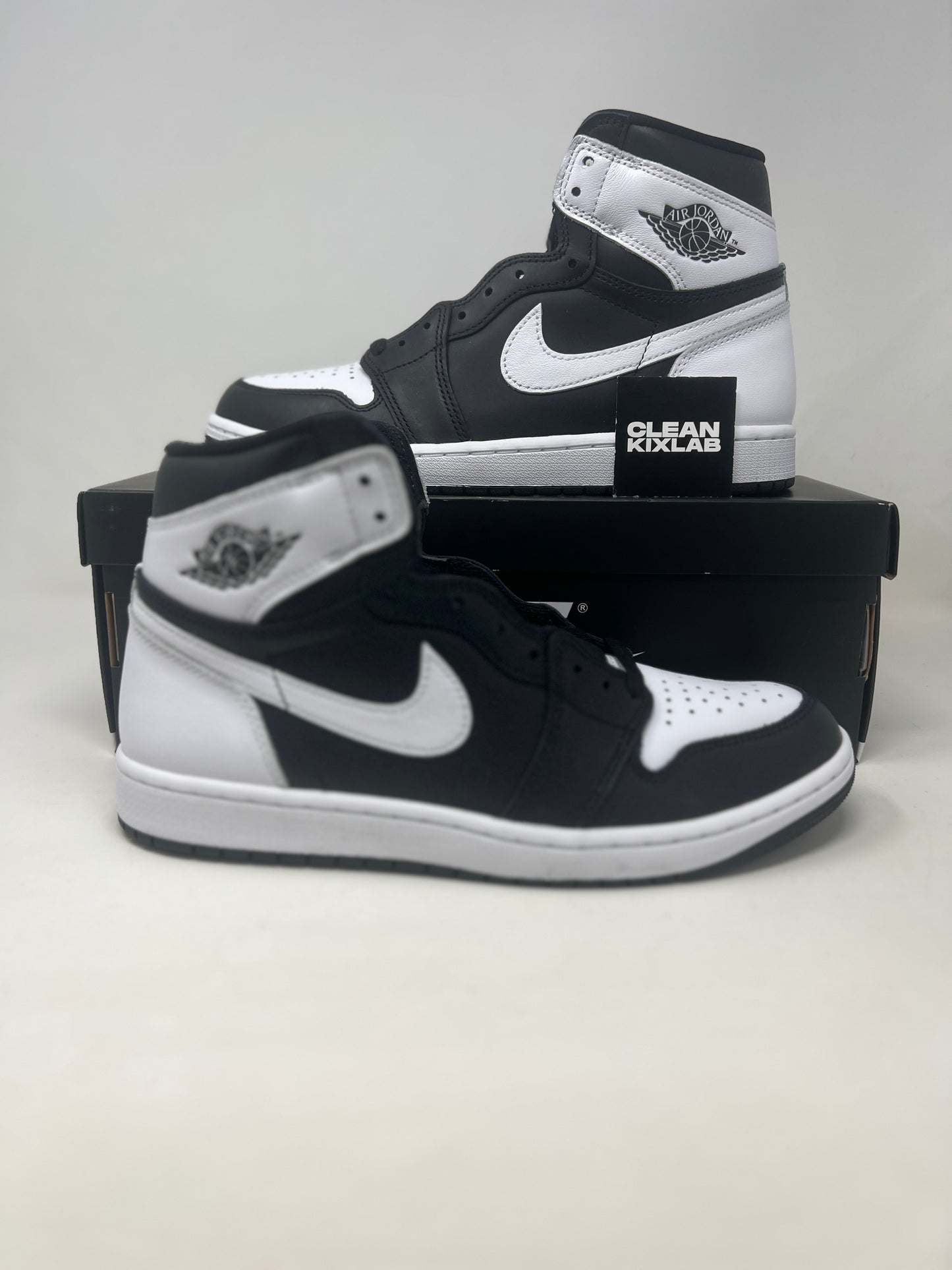 Nike Air Jordan 1 High OG 'Black / White'