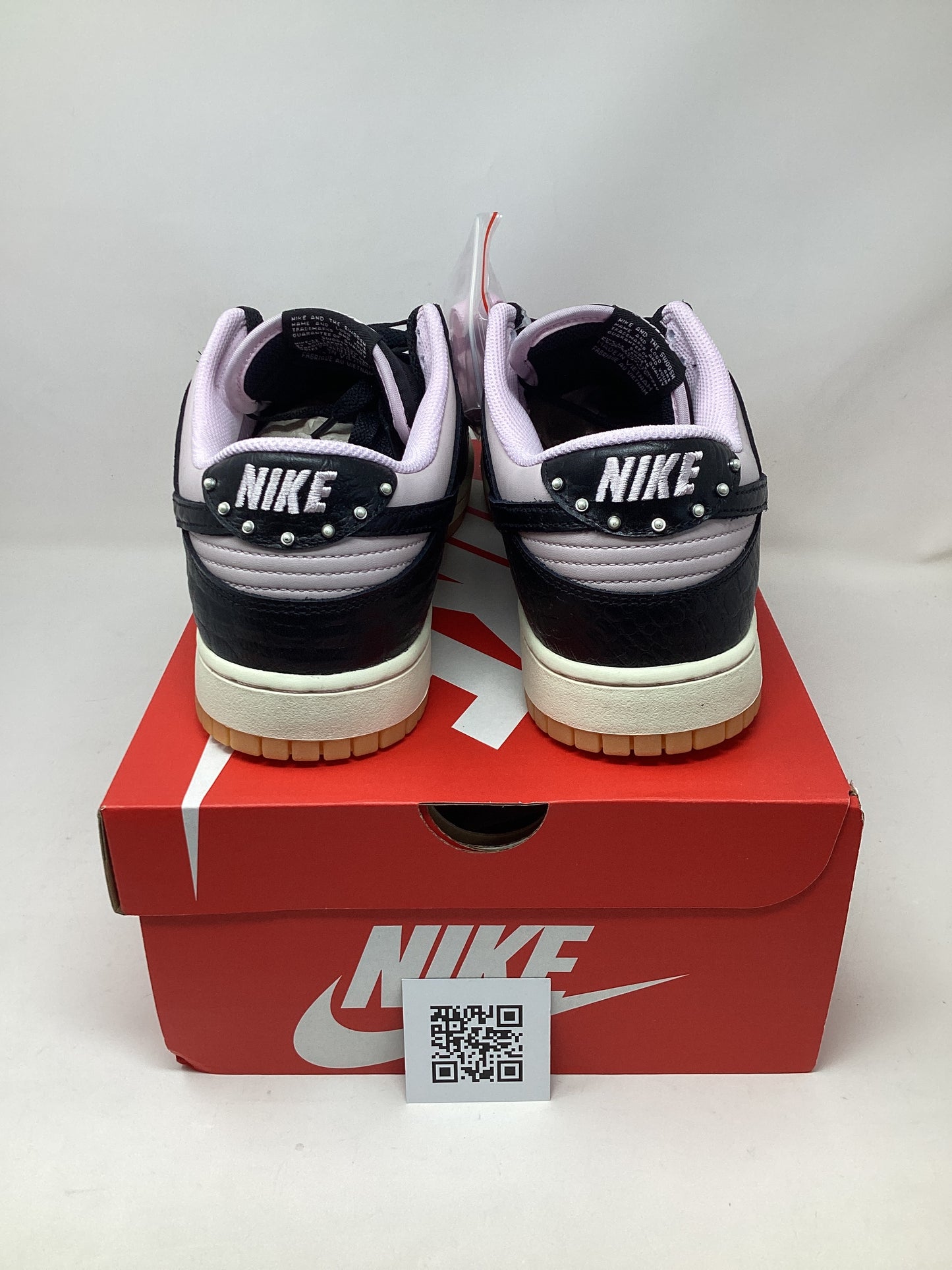 Nike dunk low retro LTD