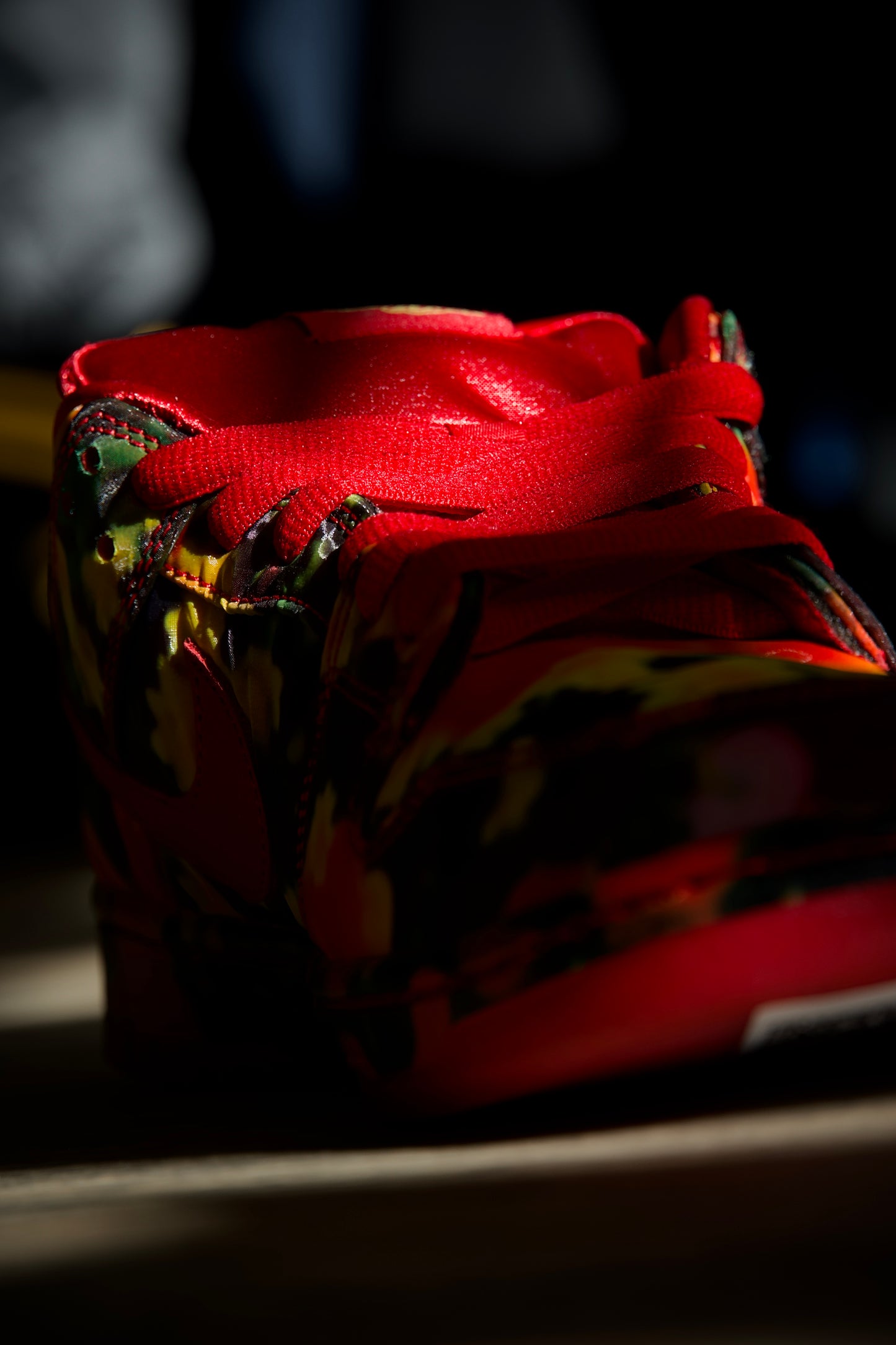 Nike SB Dunk Low The Wizard of Oz Poppy Field