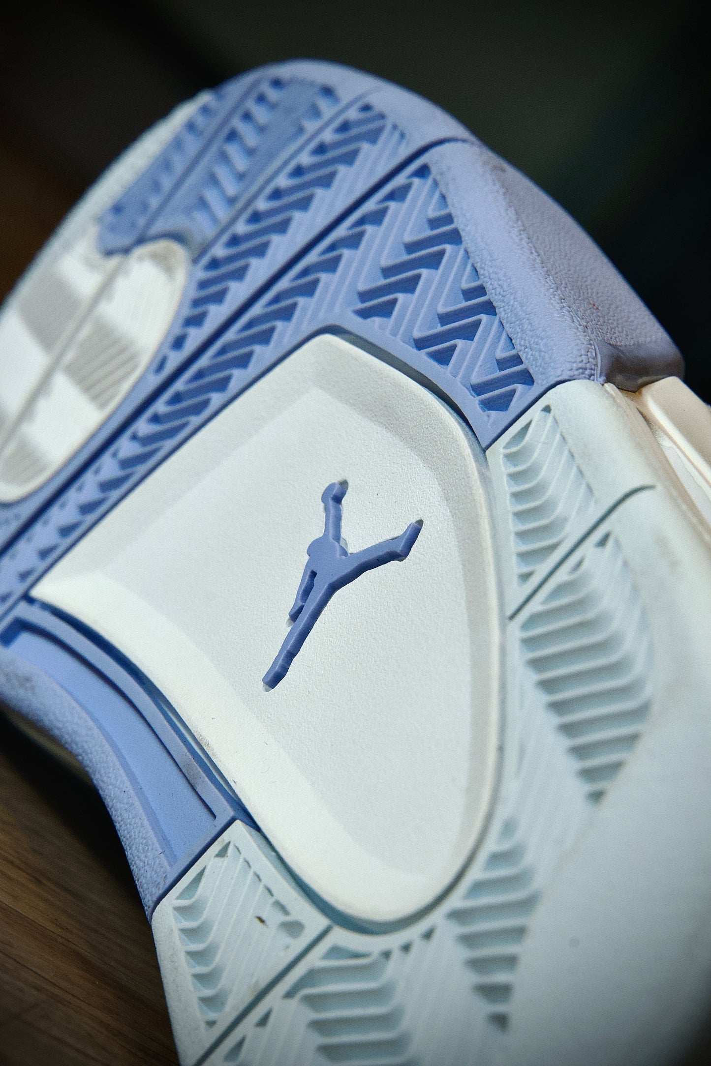 Jordan 4 Retro Forget Me Not (Women's)
