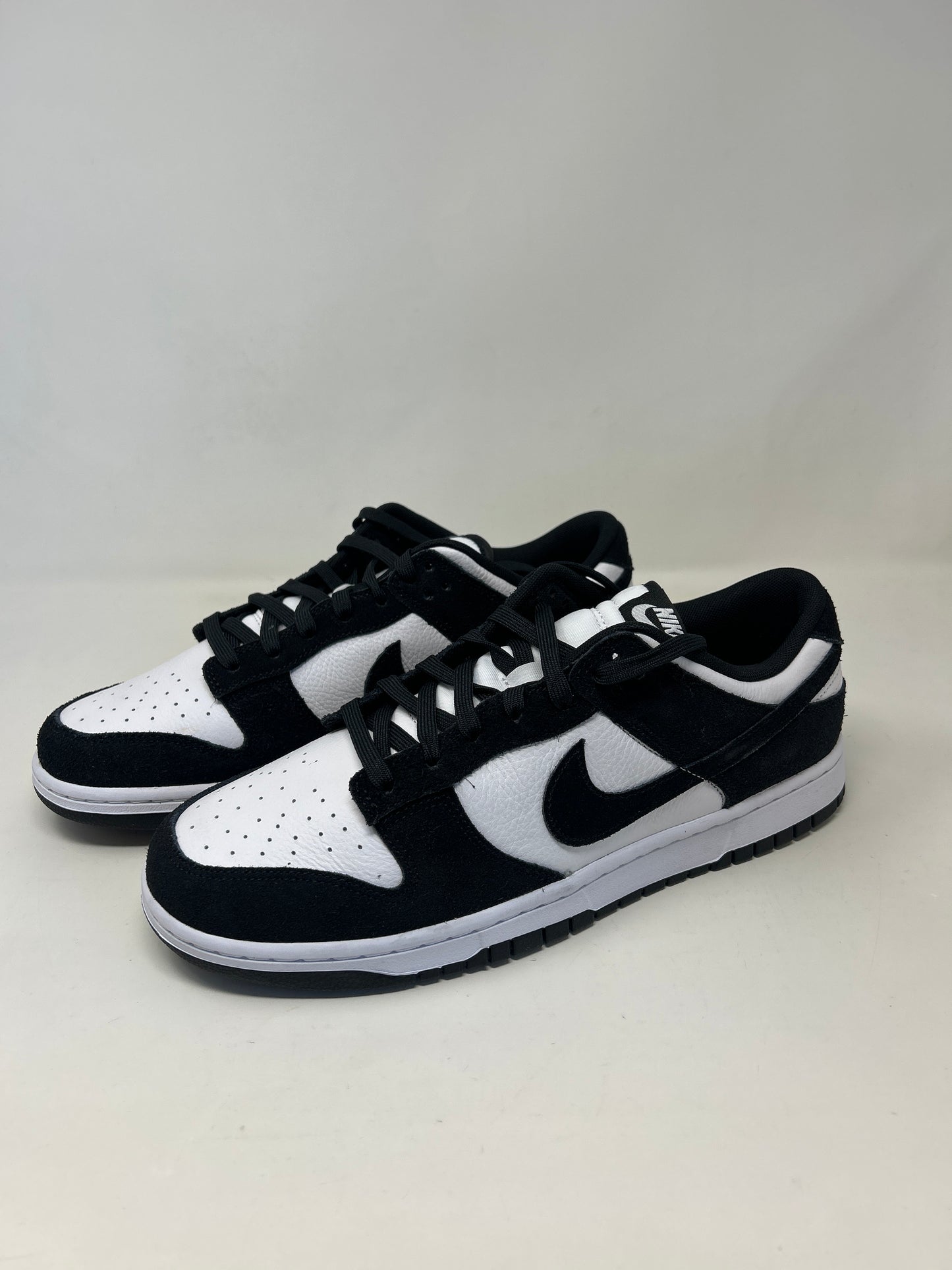 Nike dunk low pans SE