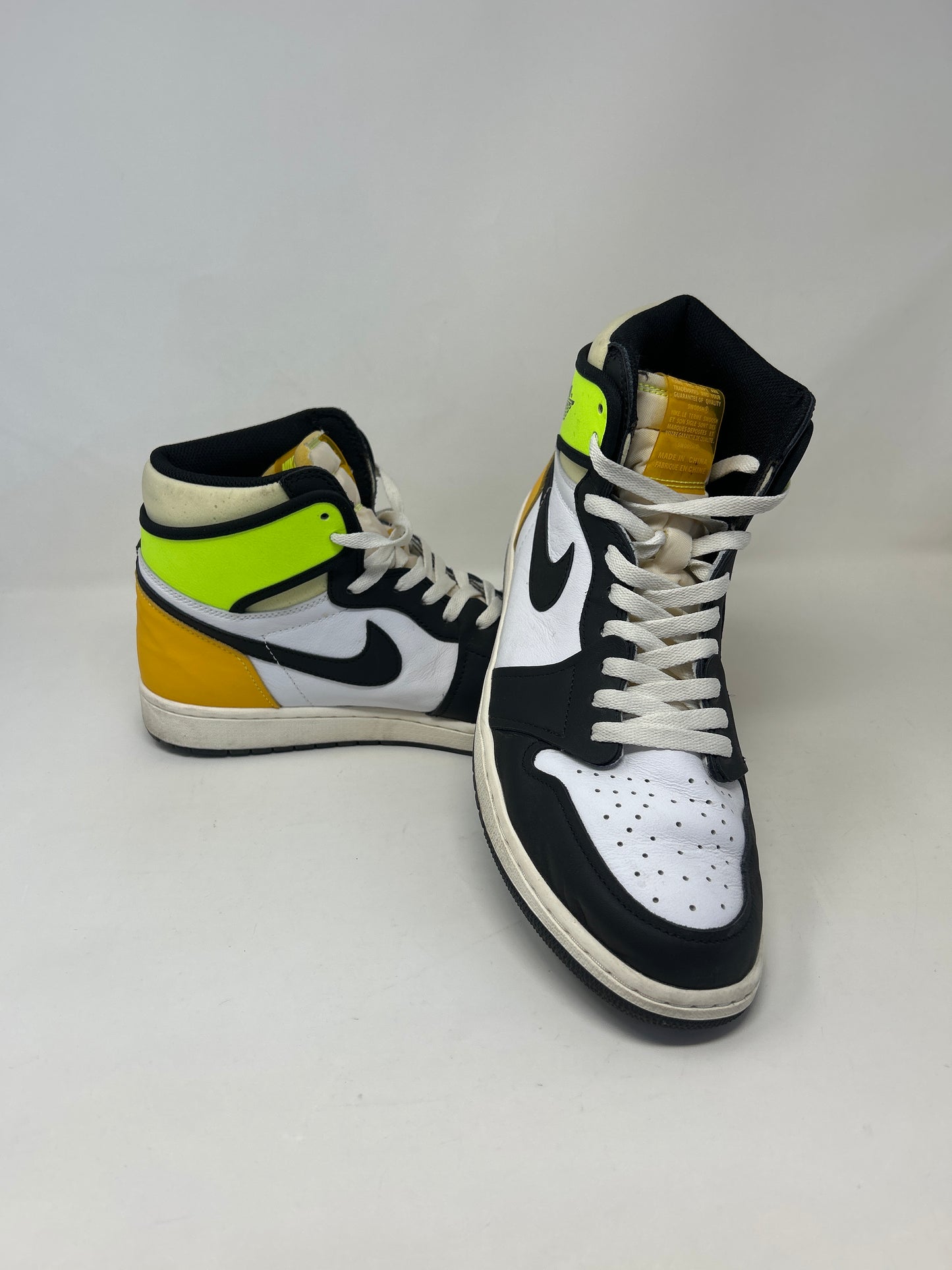 jordan 1 high “Volt” Used