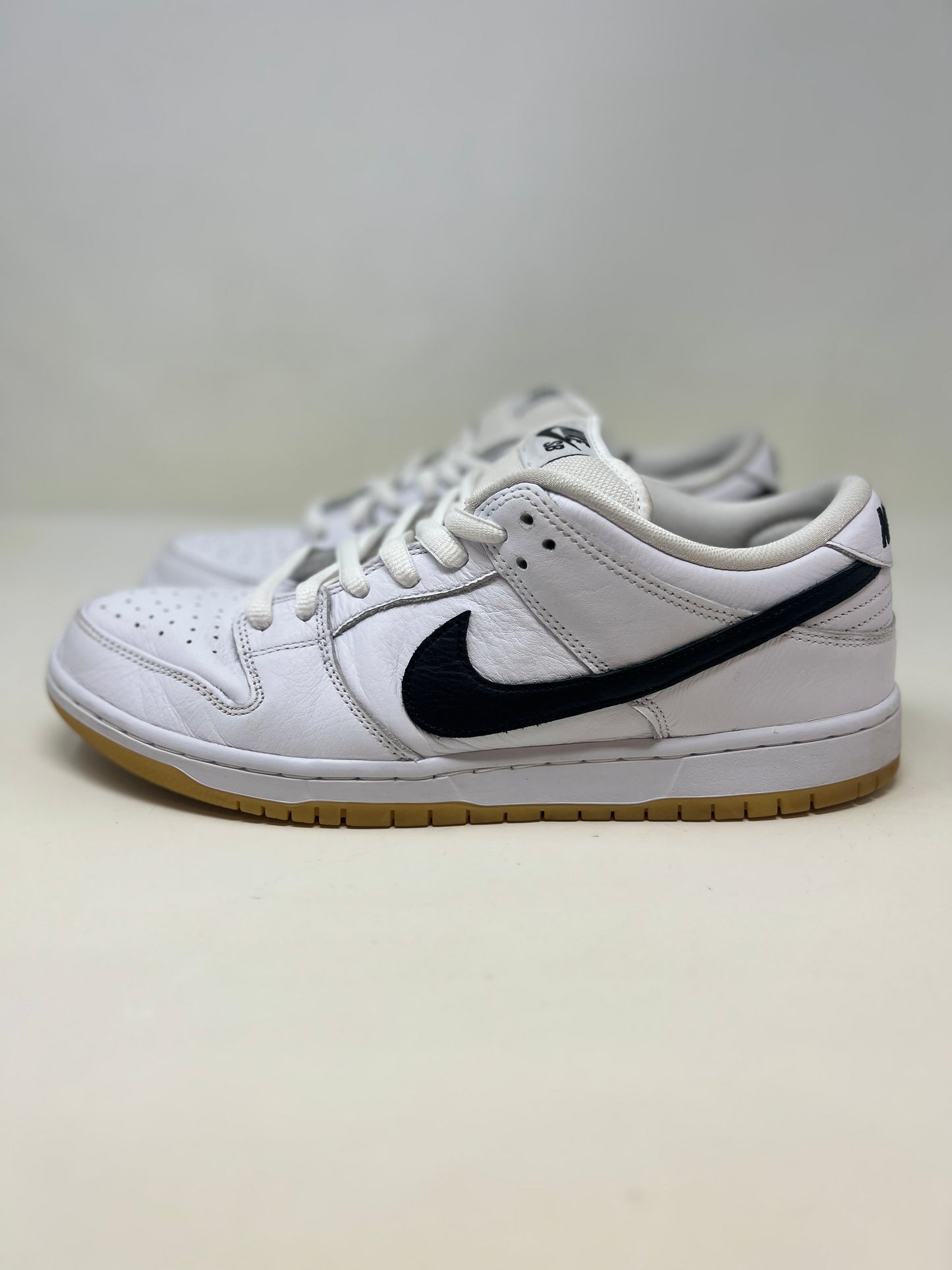 Nike SB Dunk Low ‘White Gum’