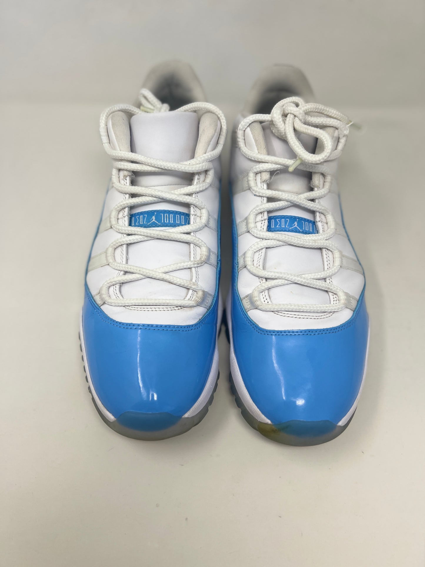 Nike Air Jordan 11 Low 'UNC' Used