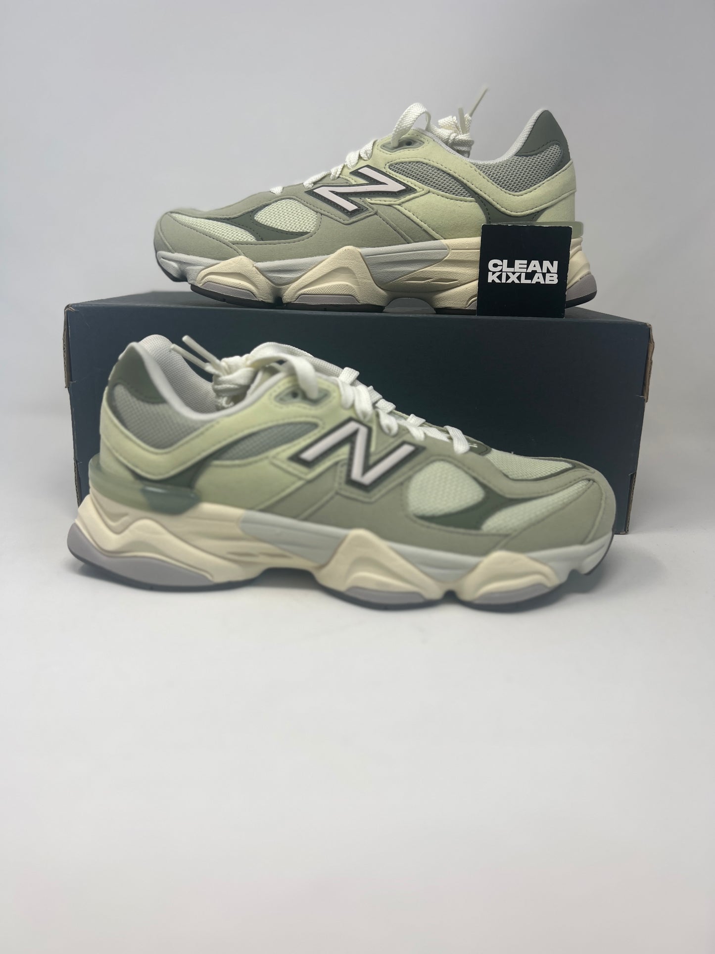 New Balance 9060 'Olivine'