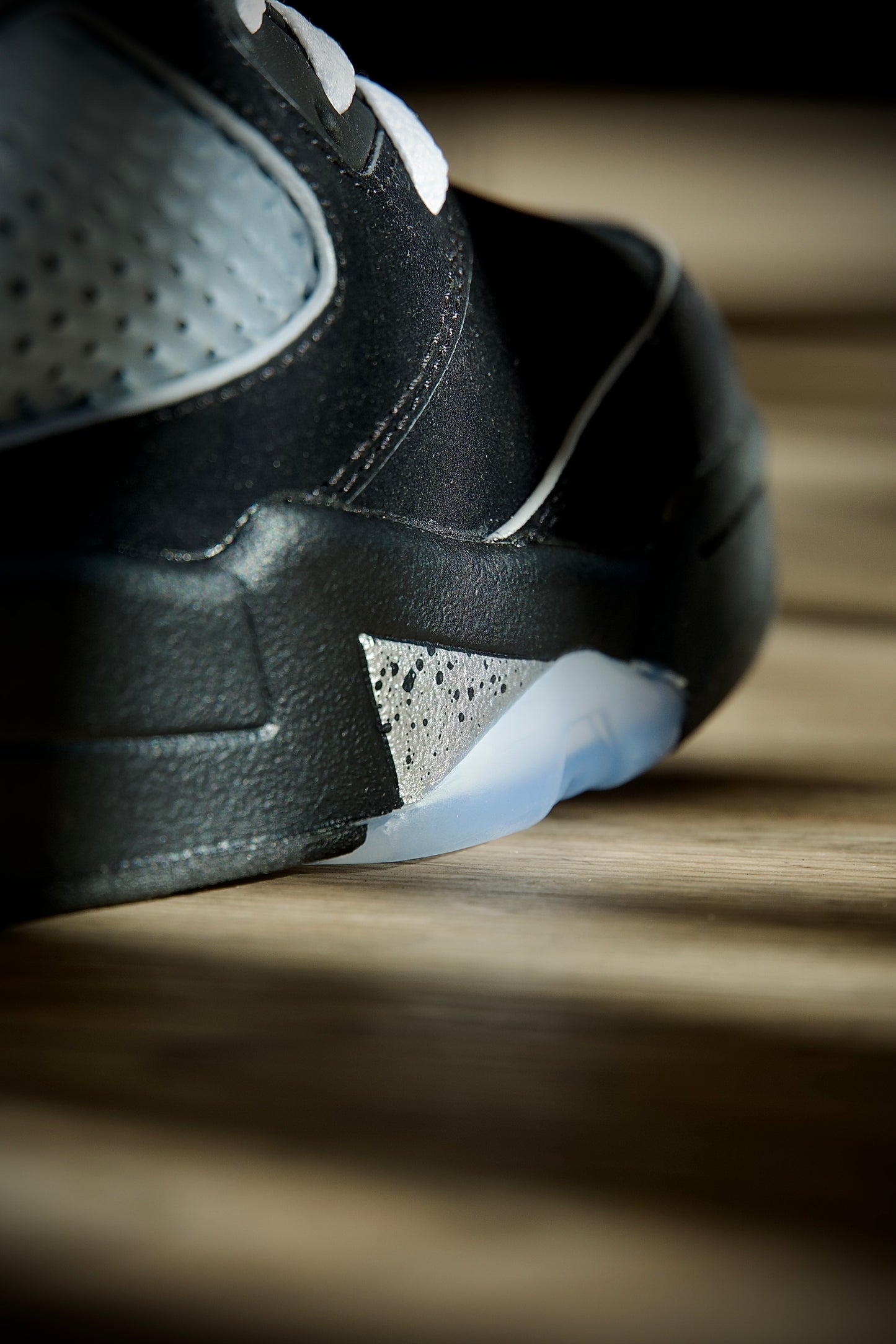 Jordan 5 Retro OG Black Metallic Reimagined