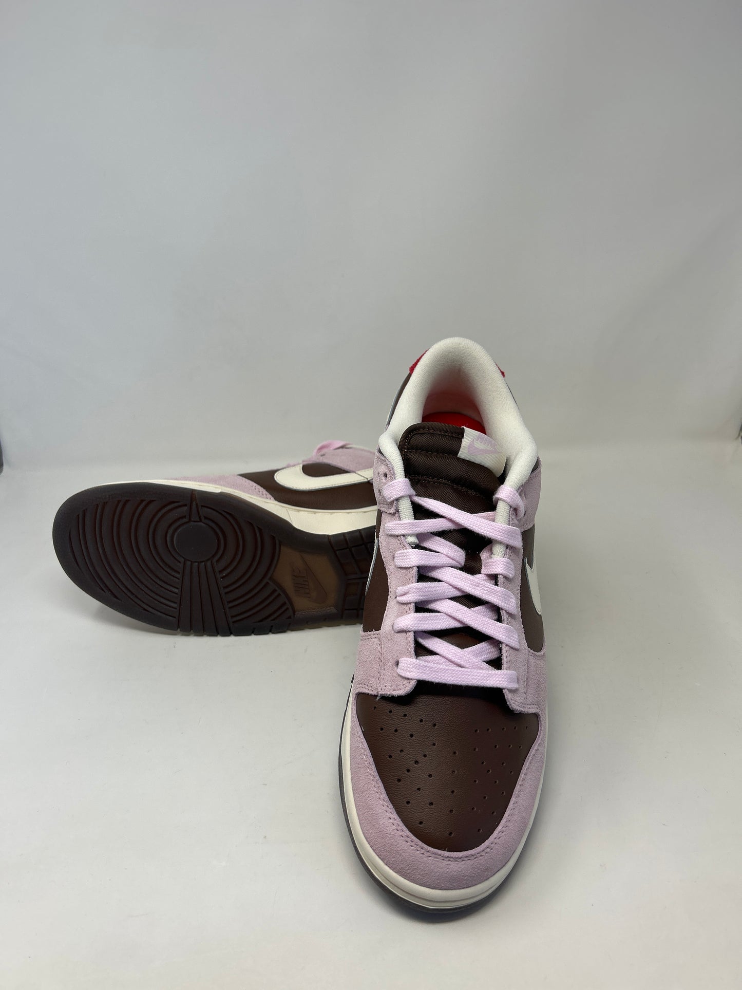 nike dunk low “Neapolitan” women’s 13.5 men’s 12