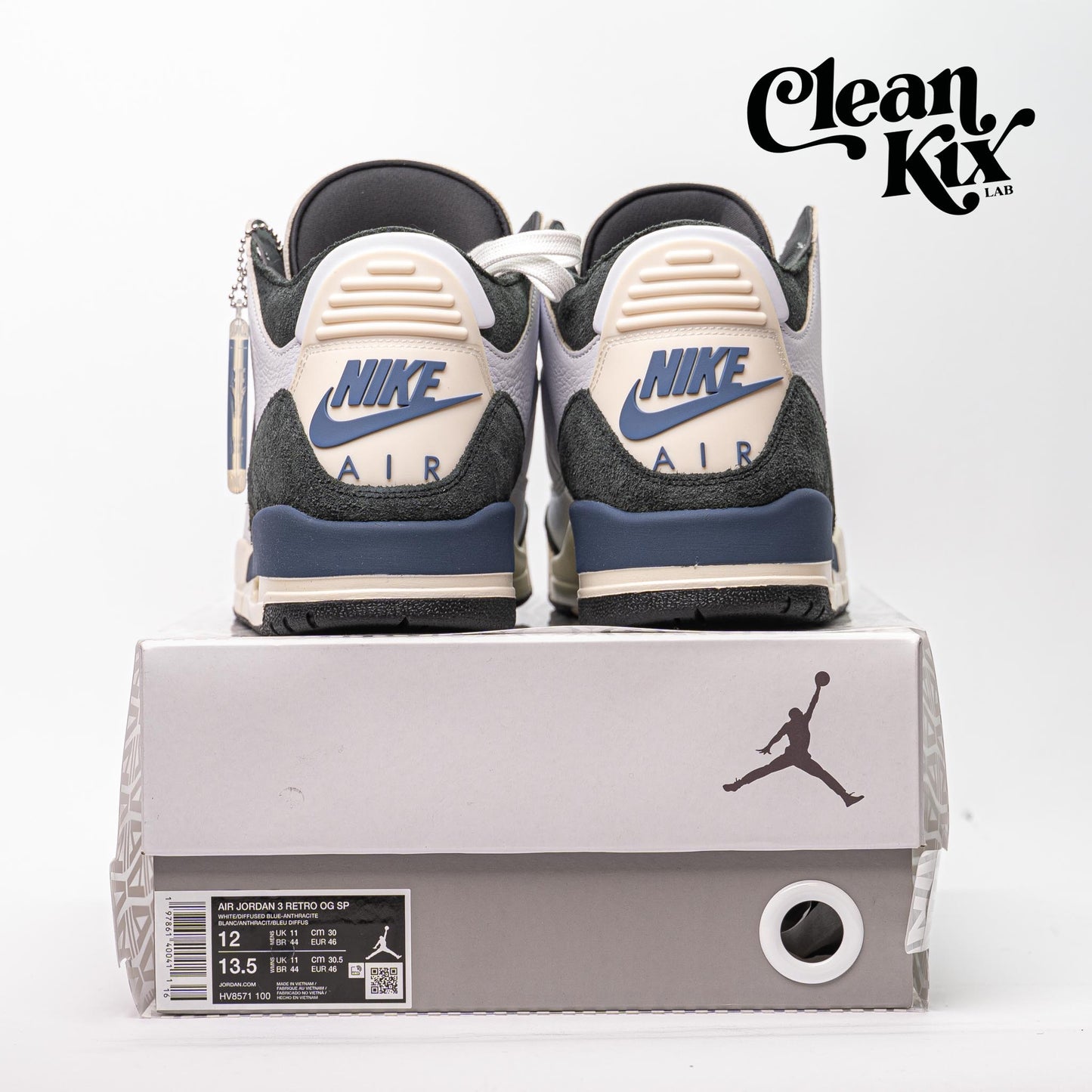 Jordan 3 Retro OG SP A Ma Maniére Diffused Blue