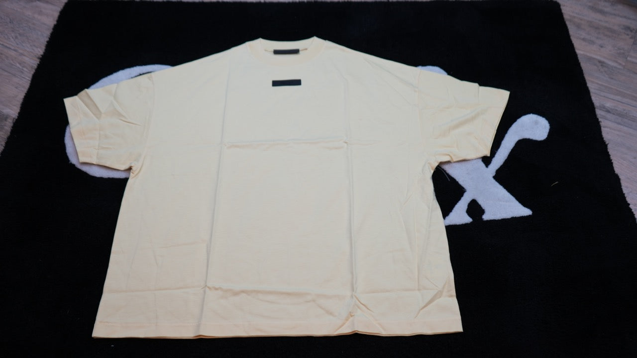 Essentials Tee - Garden Yellow