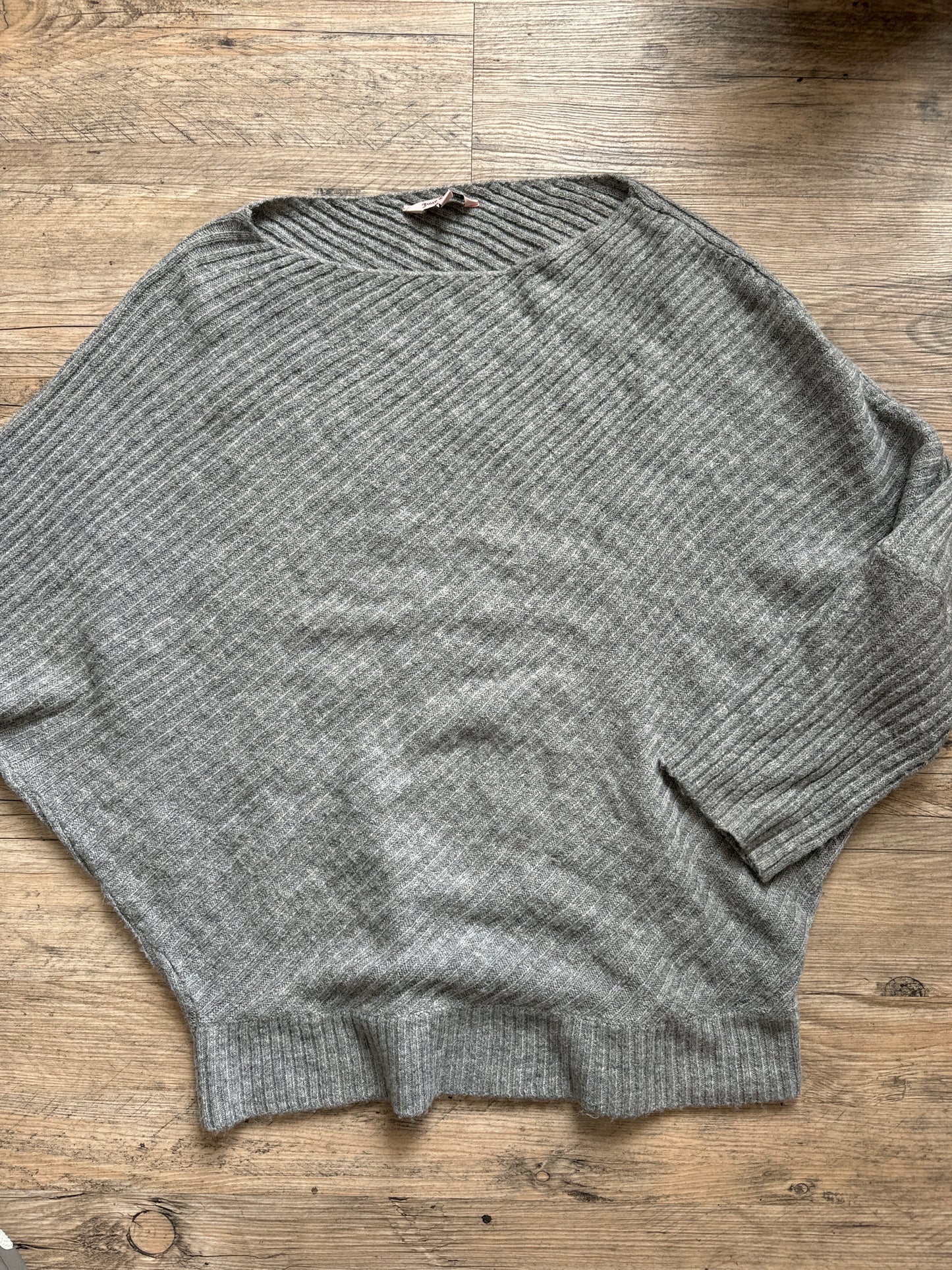 JC Gray Sweater XL