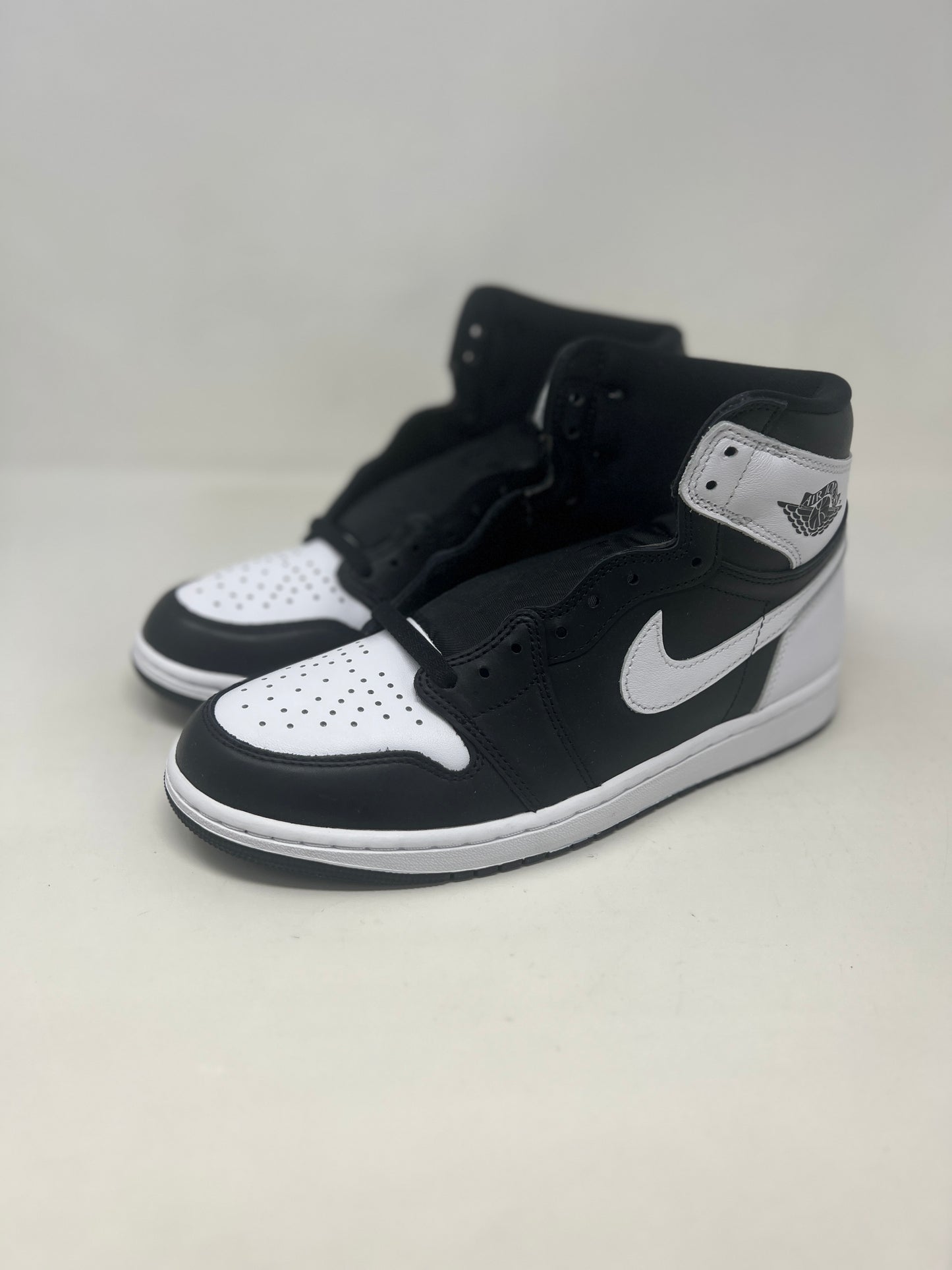 Nike Air Jordan 1 High OG 'Black / White'