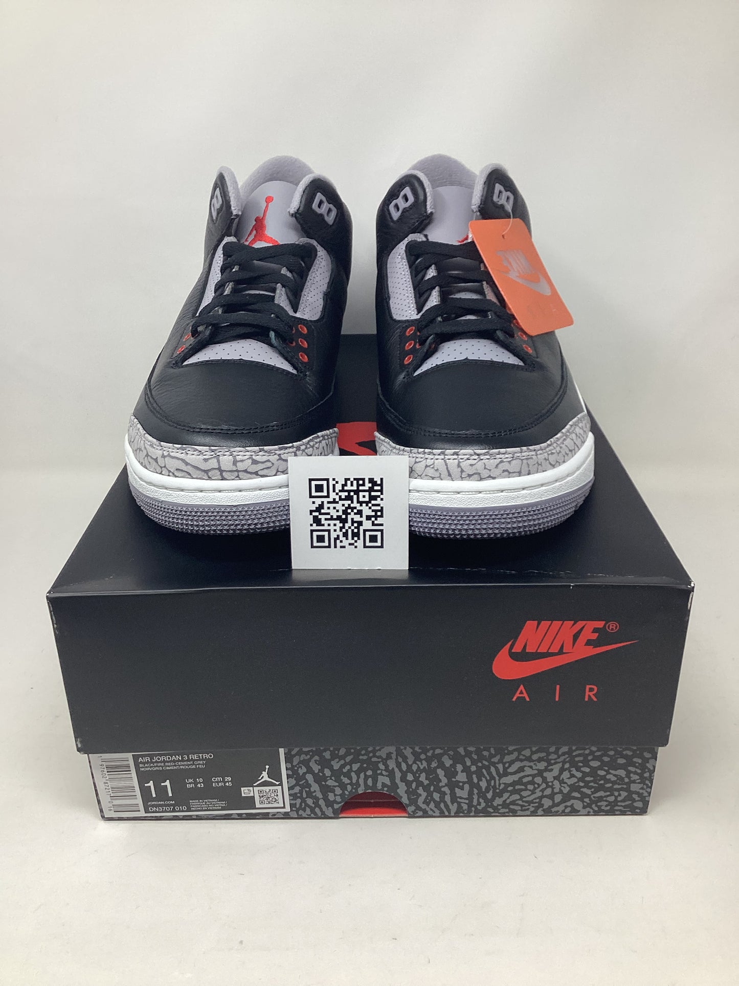 Air Jordan 3 Retro