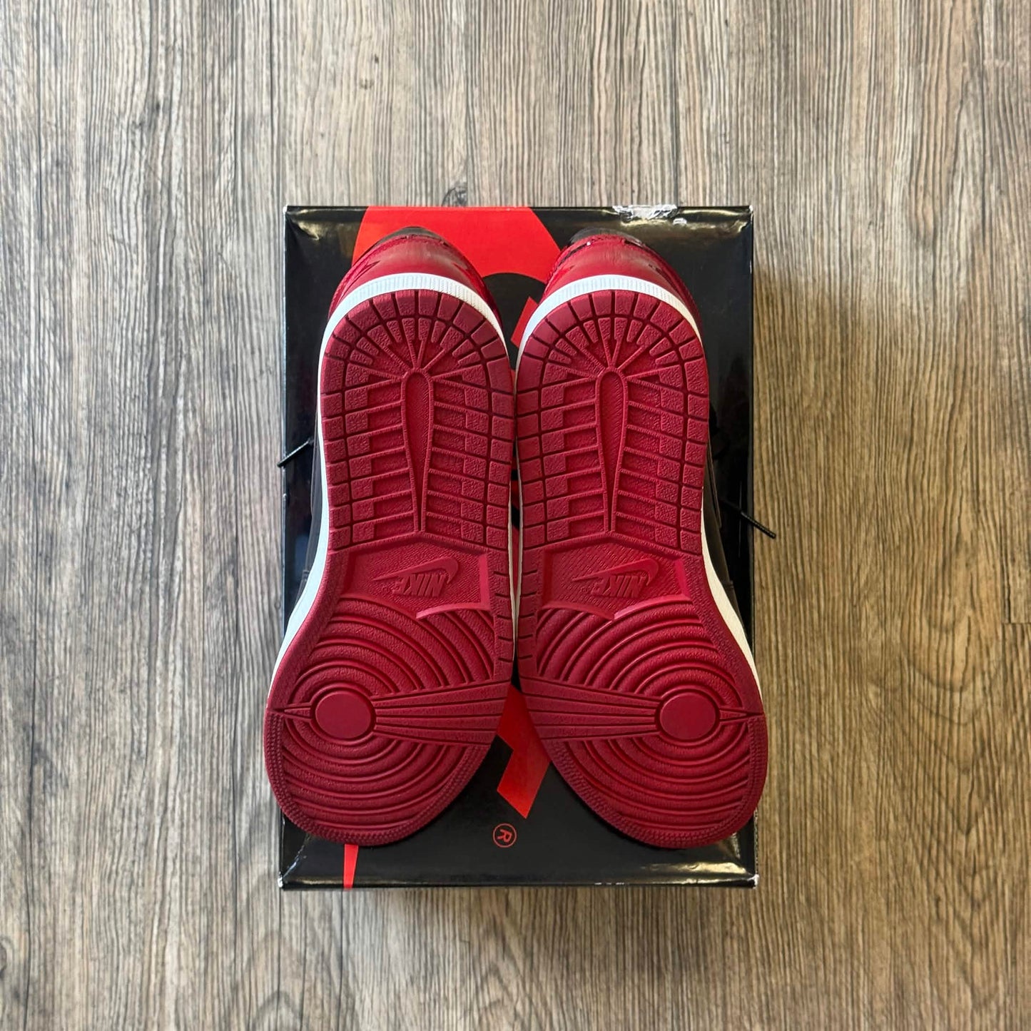 Jordan 1 Retro High OG Patent Bred (Pre-Owned)
