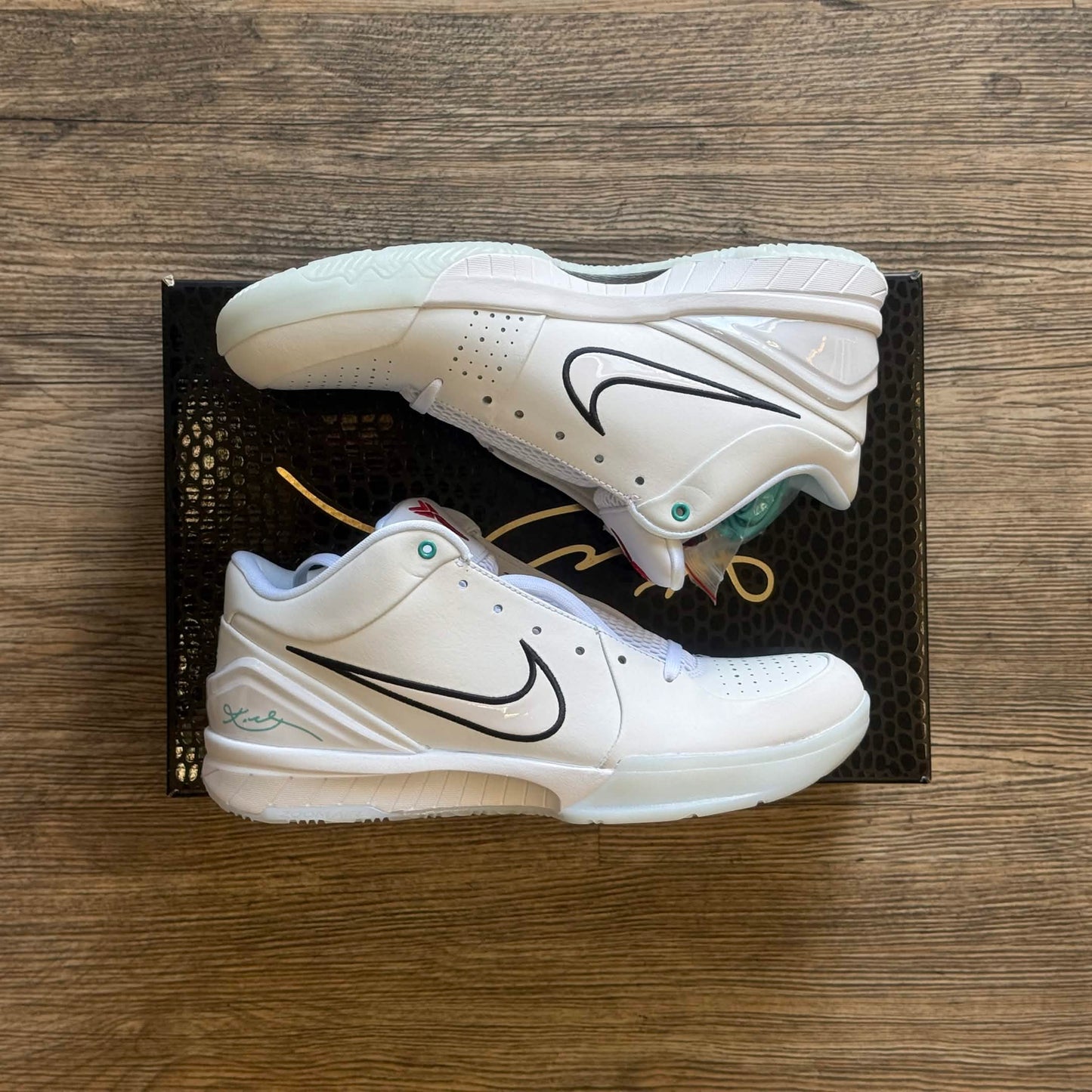 Kobe 4 Protro Draft Day Pack Vancouver Grizzlies (Opened Packaging)