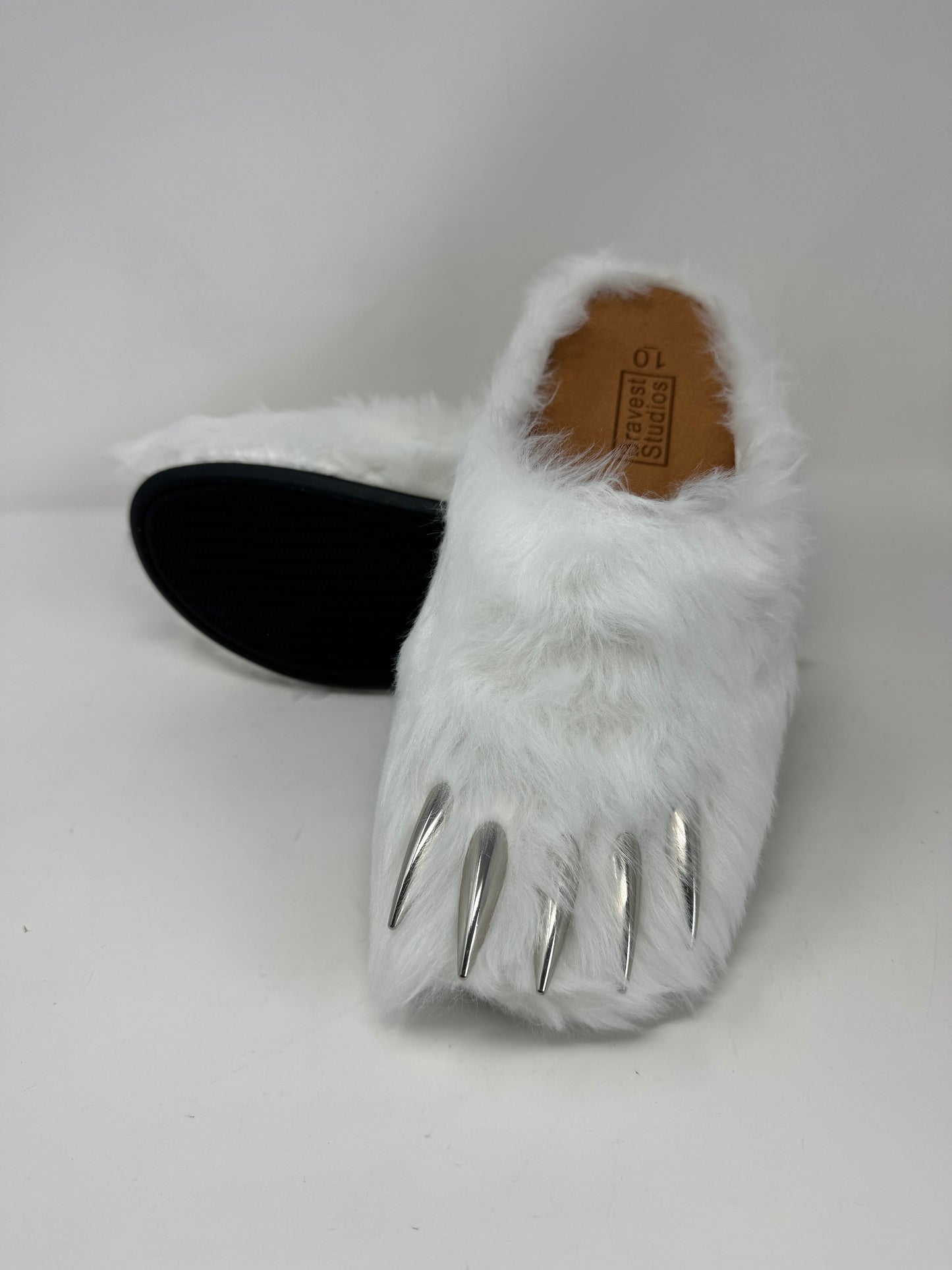 Bravest Studios Bear Claw Mule 'White'