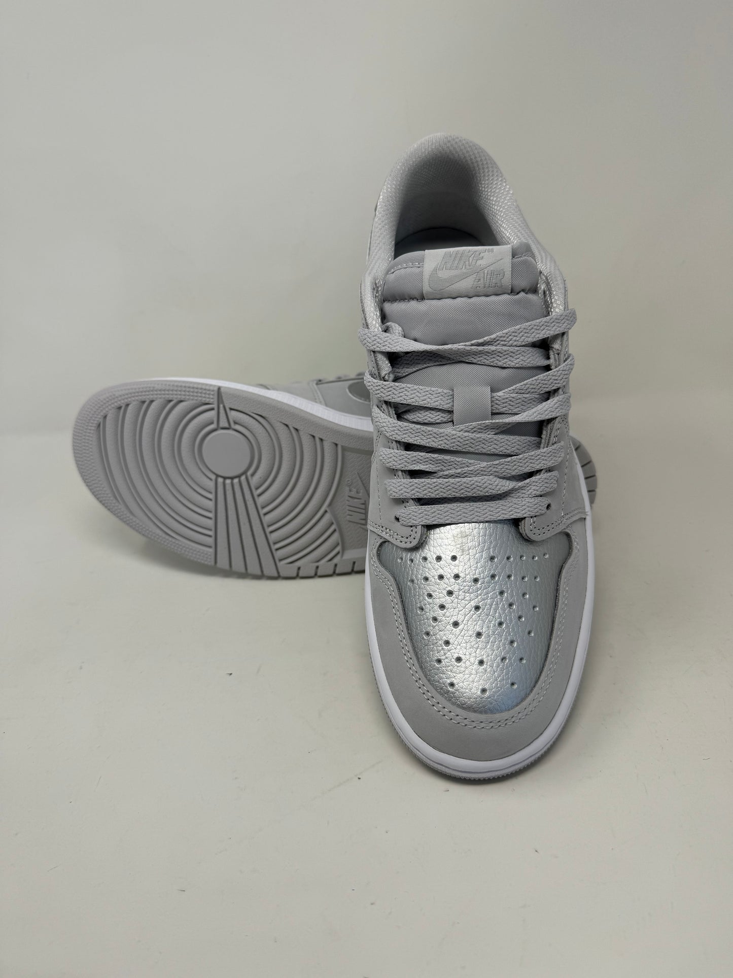 Nike Air Jordan 1 Low OG 'Metallic Silver'