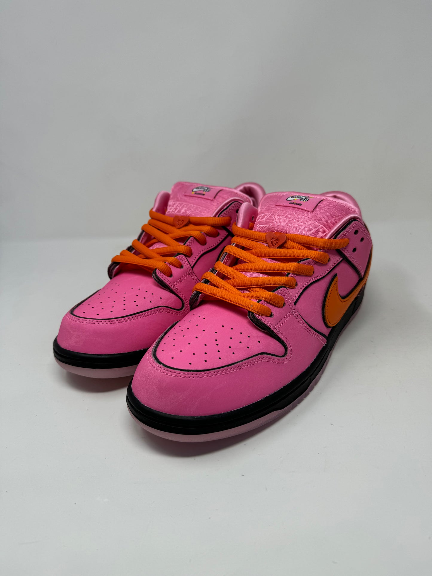 Nike SB Dunk Low 'The Powerpuff Girls Blossom'