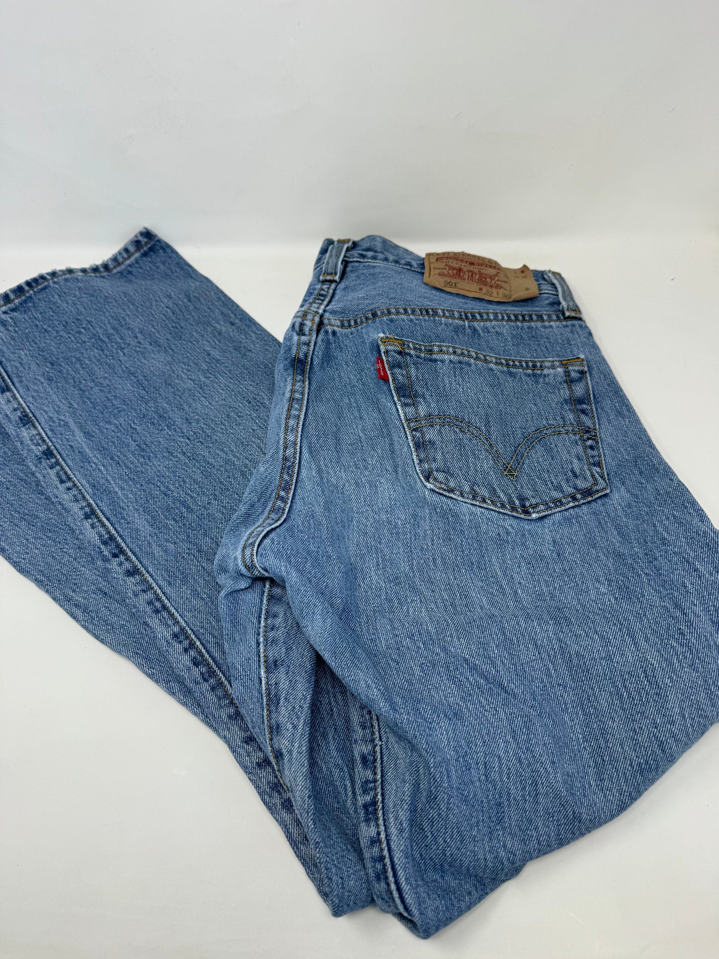 Levi 501 Blue Jean W32 L30