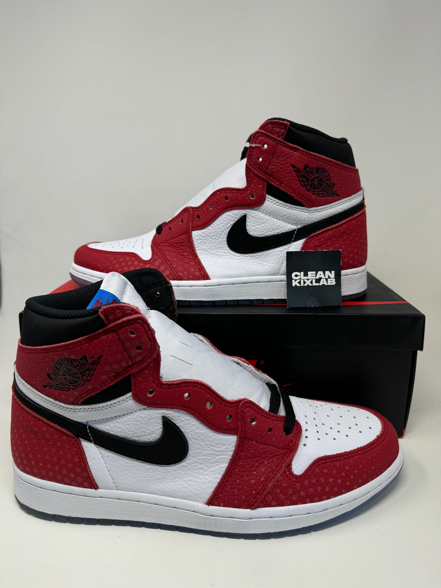 Nike Air Jordan 1 Retro High 'Spider-Man Origin Story'