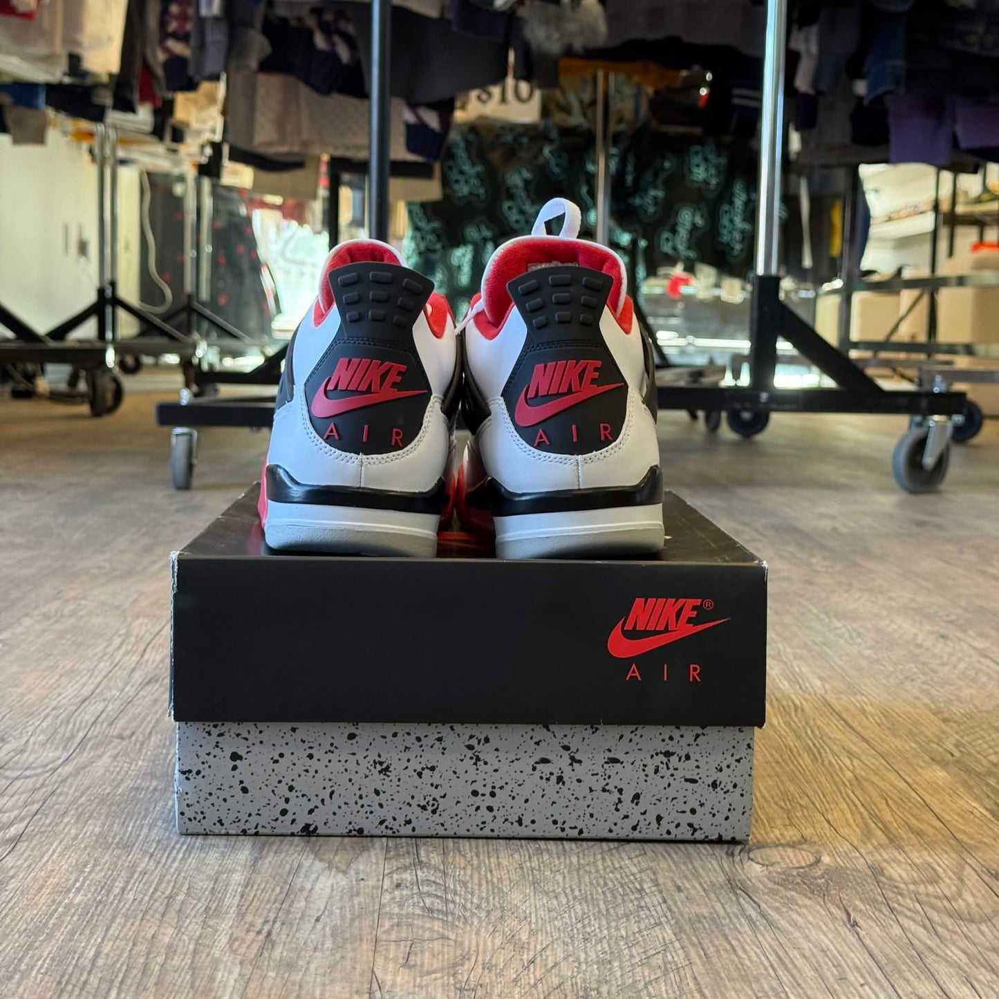 Jordan 4 Retro Fire Red