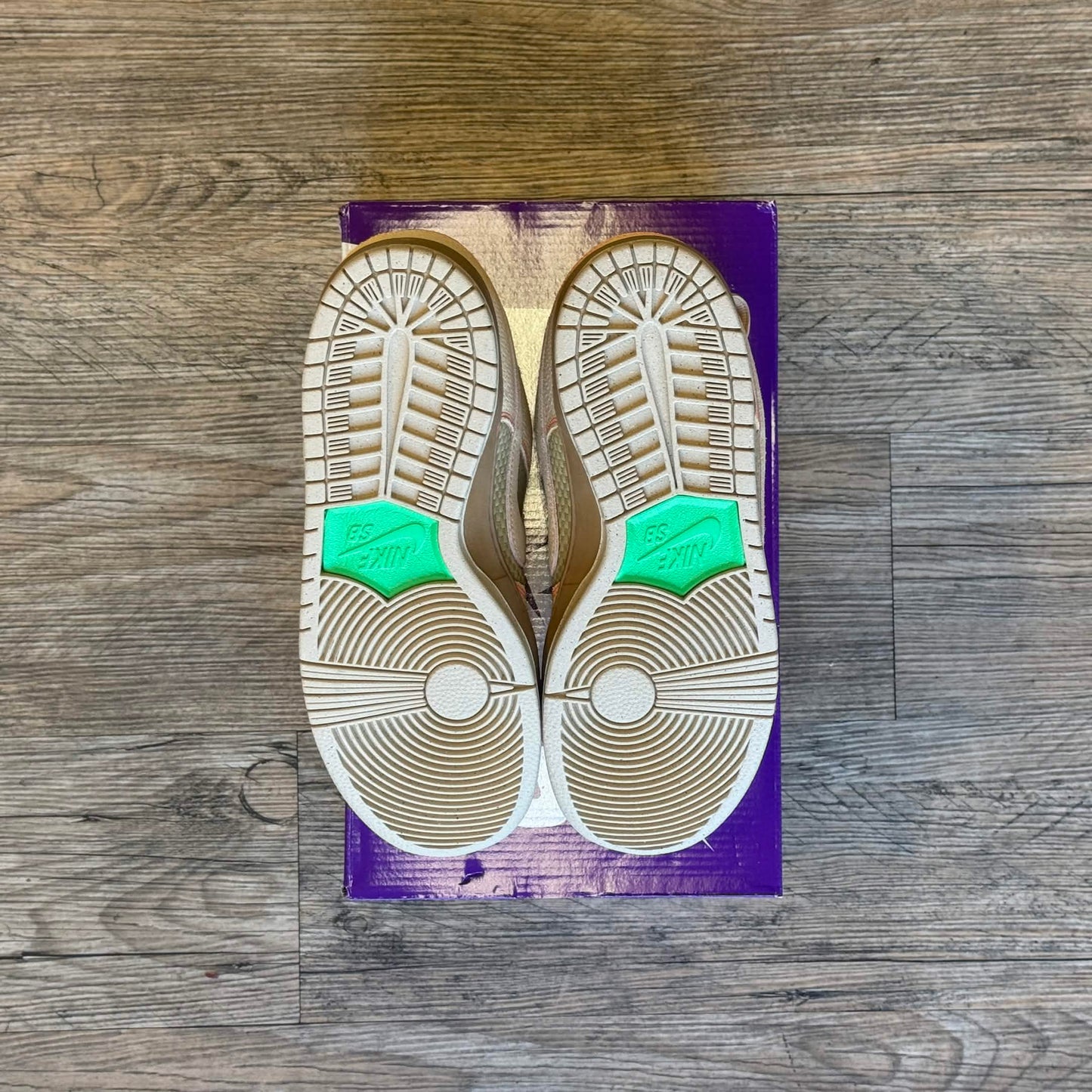 Nike SB Dunk Low Pro Som Tum