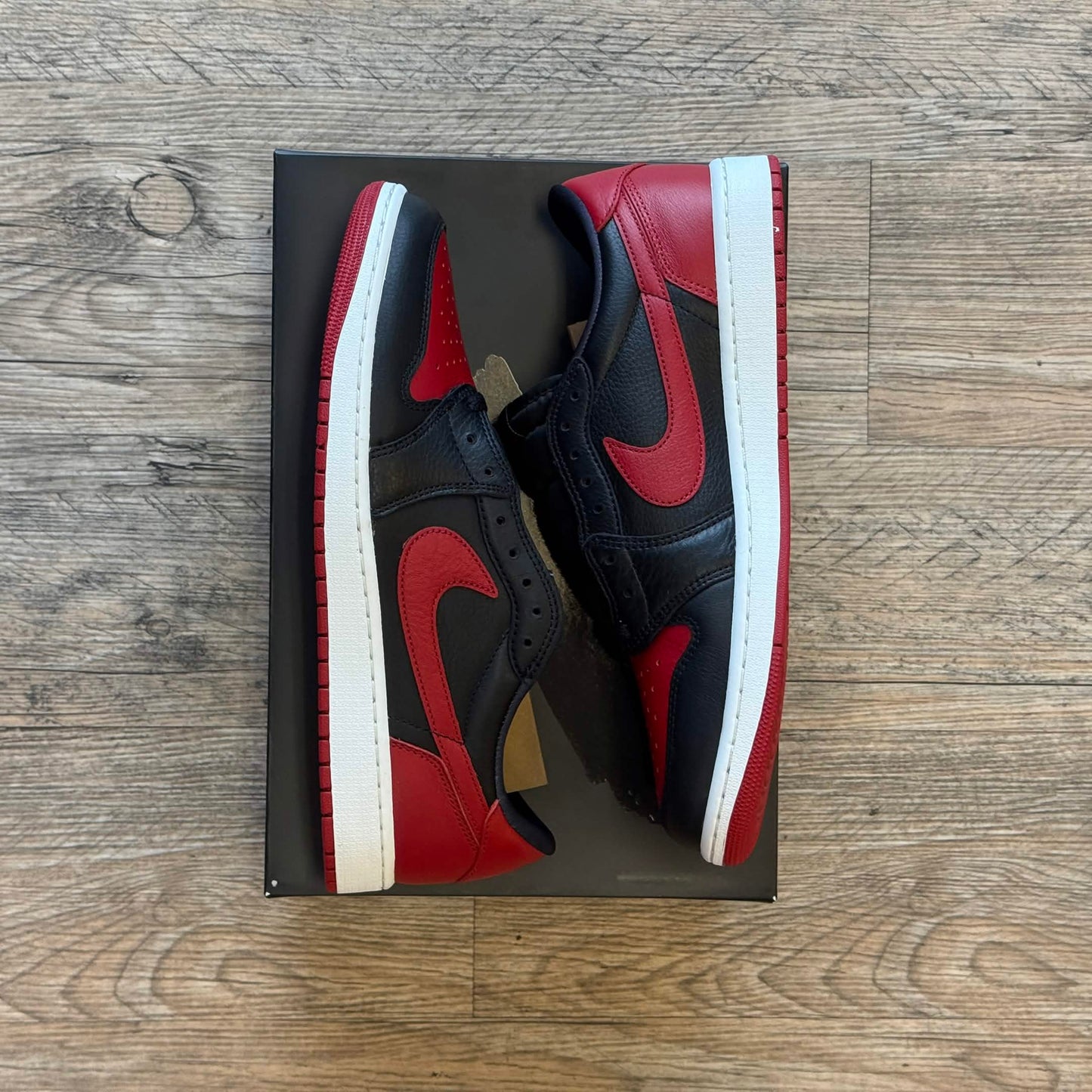 Jordan 1 Retro Low OG Banned