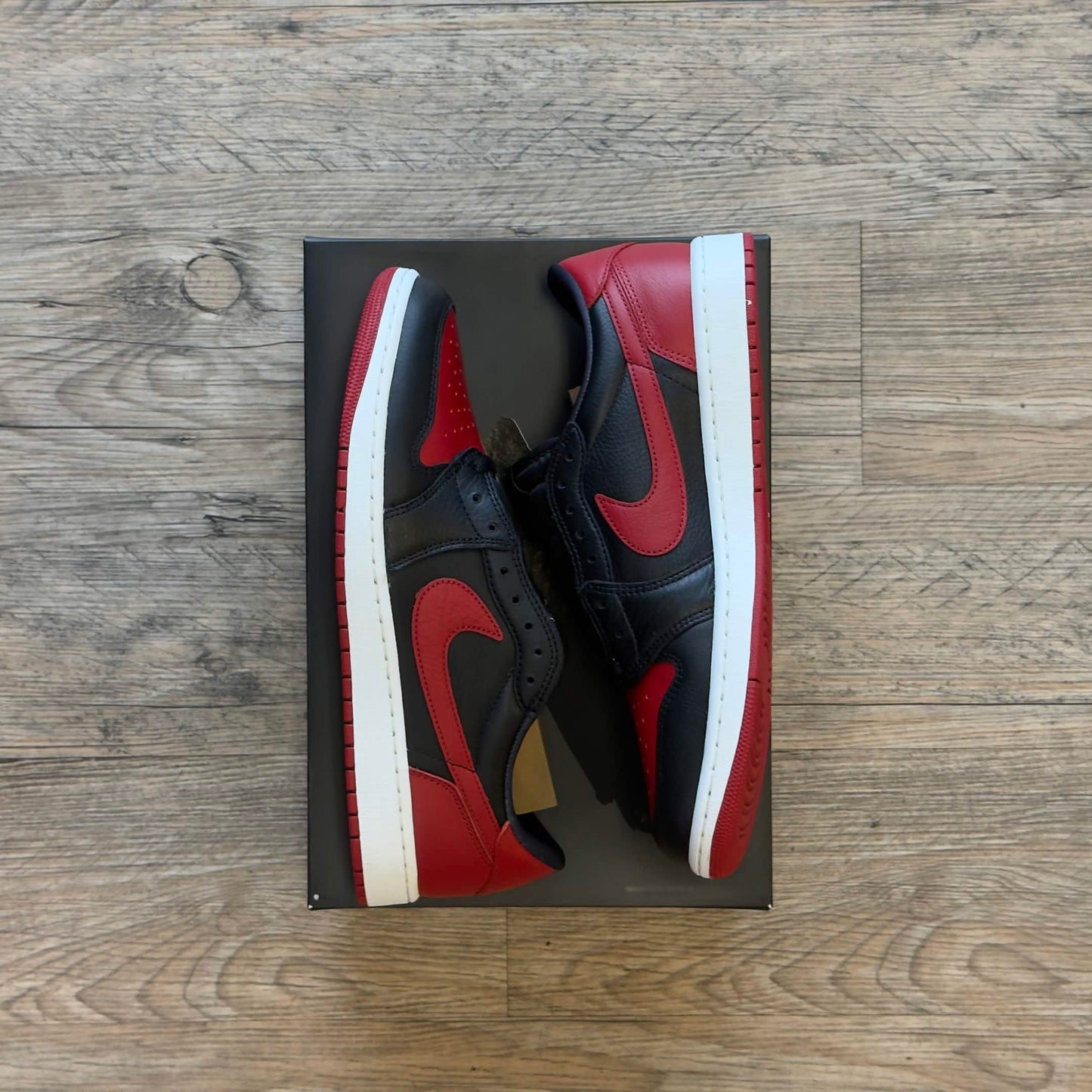 Jordan 1 Retro Low OG Banned
