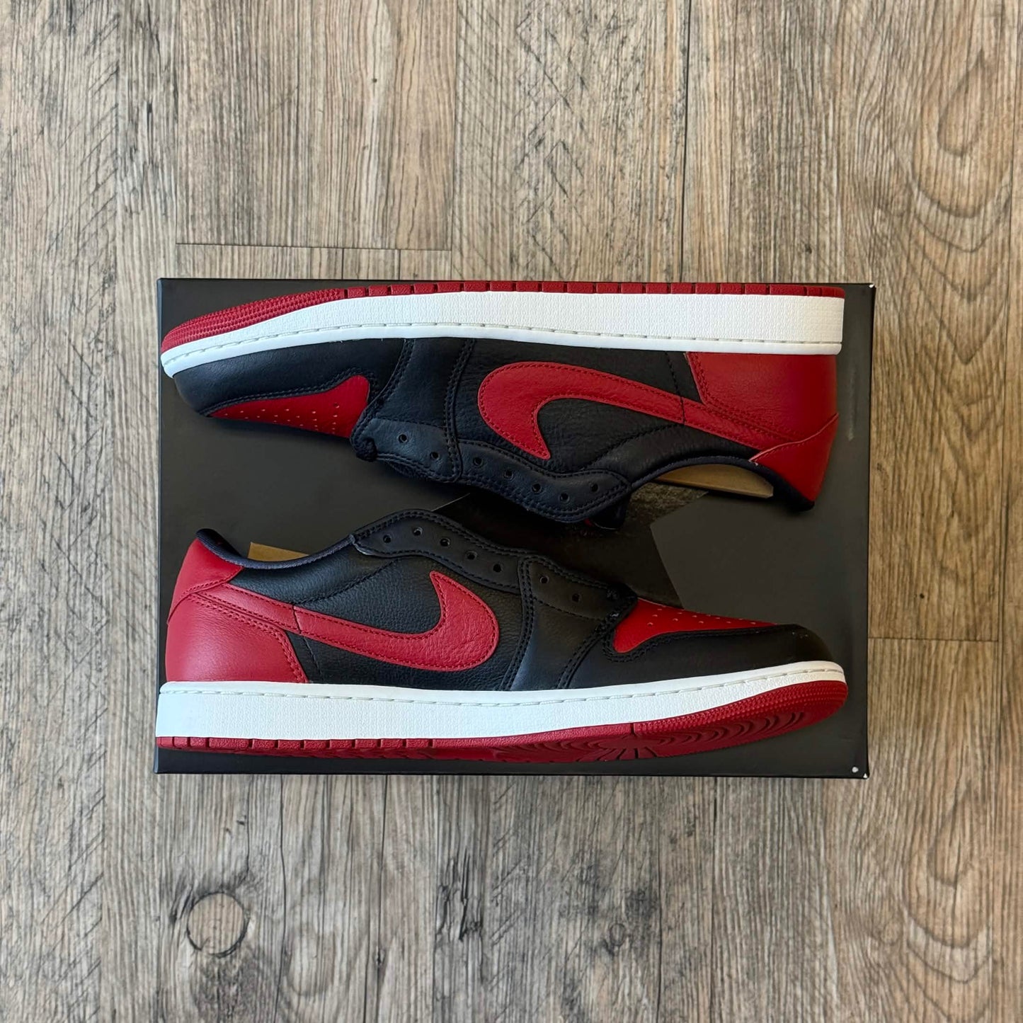Jordan 1 Retro Low OG Banned